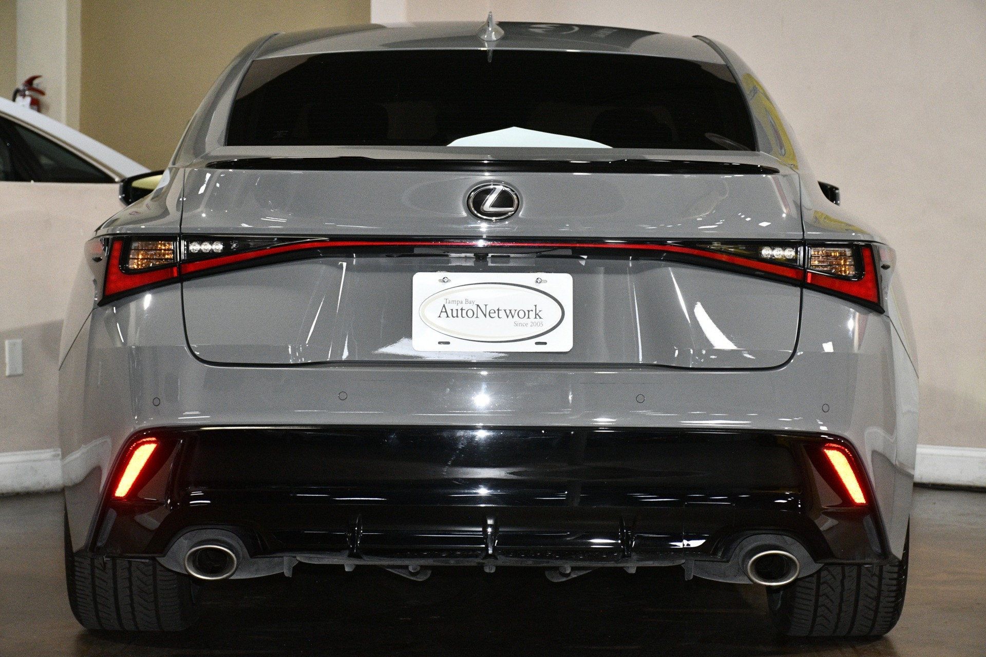 View vehicle photo 2