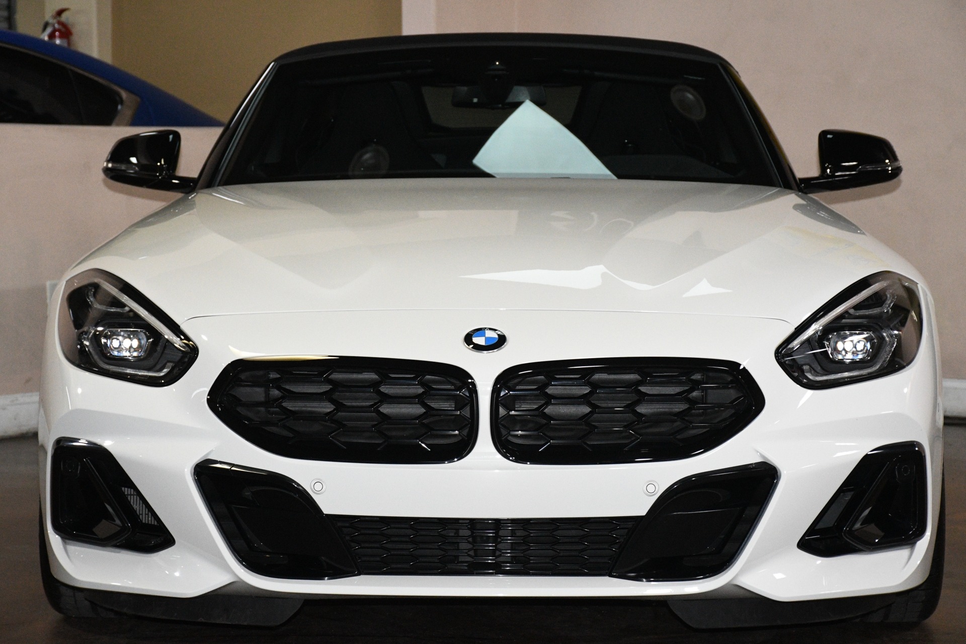Alpine White 2024 BMW Z4 Convertible Rear-Wheel Drive 8-Speed Automatic