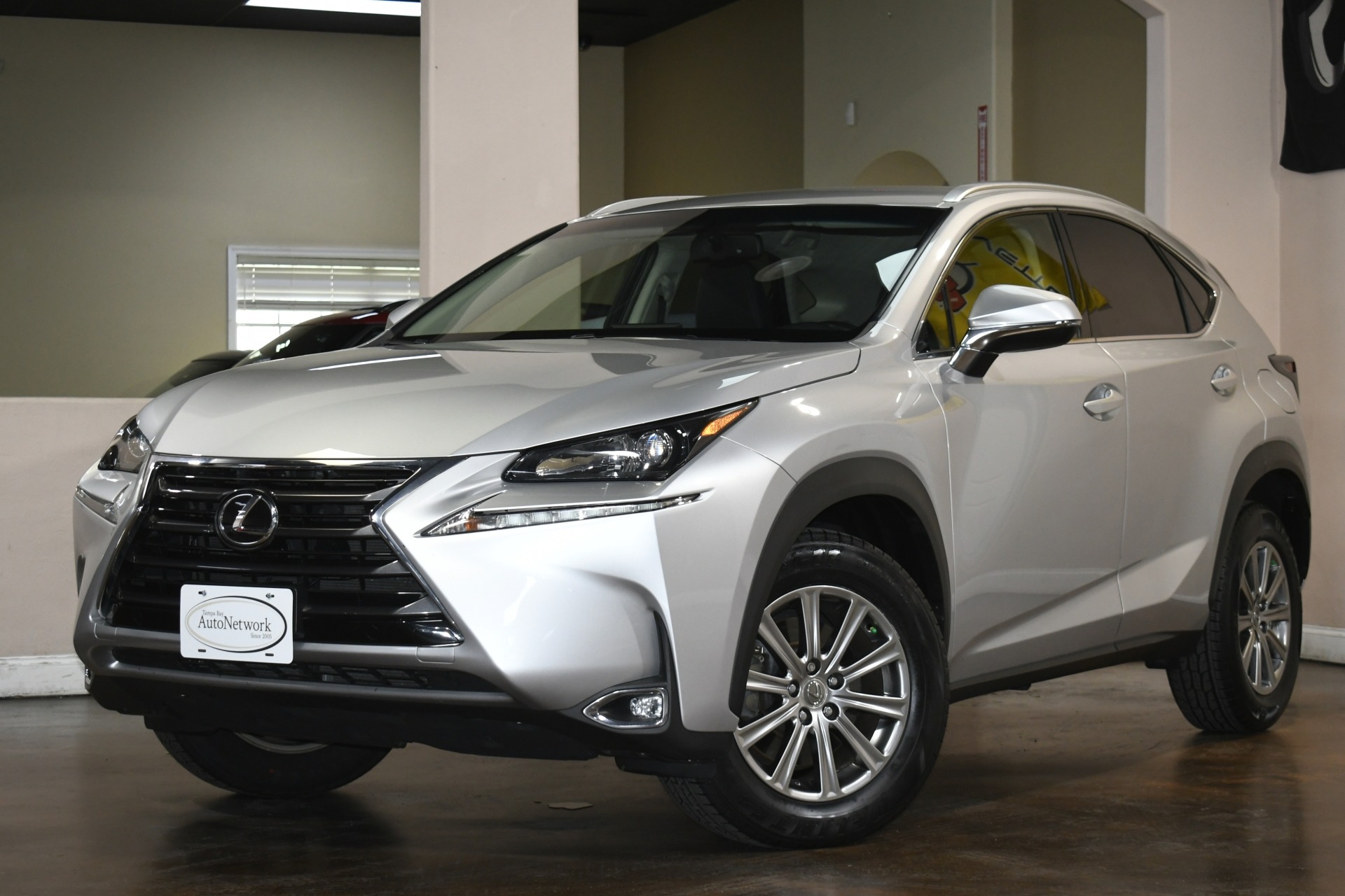 2016 Lexus NX 200t Luxury photo 3