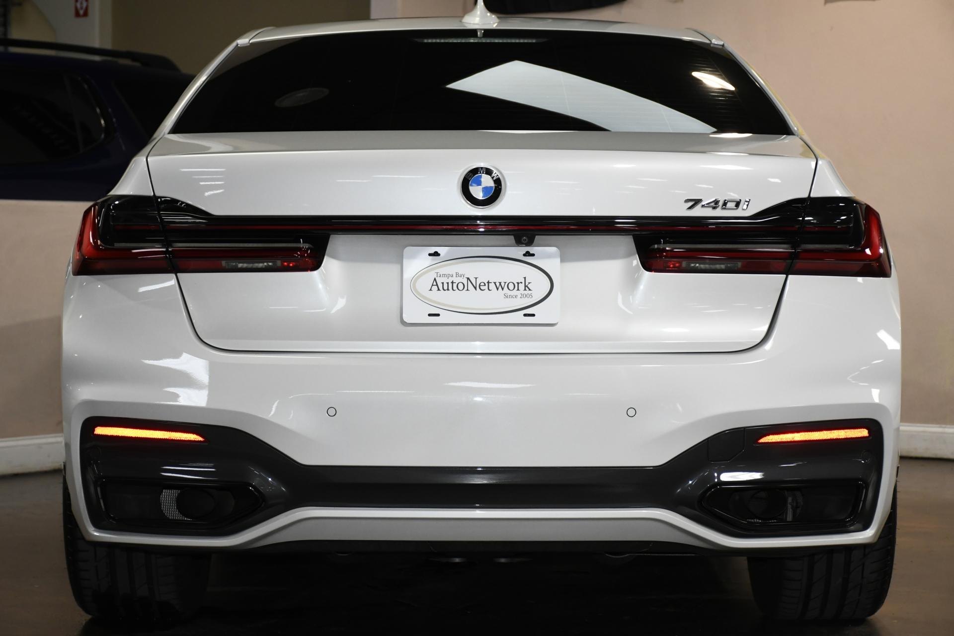 2020 Bmw 740i Sedan photo 2