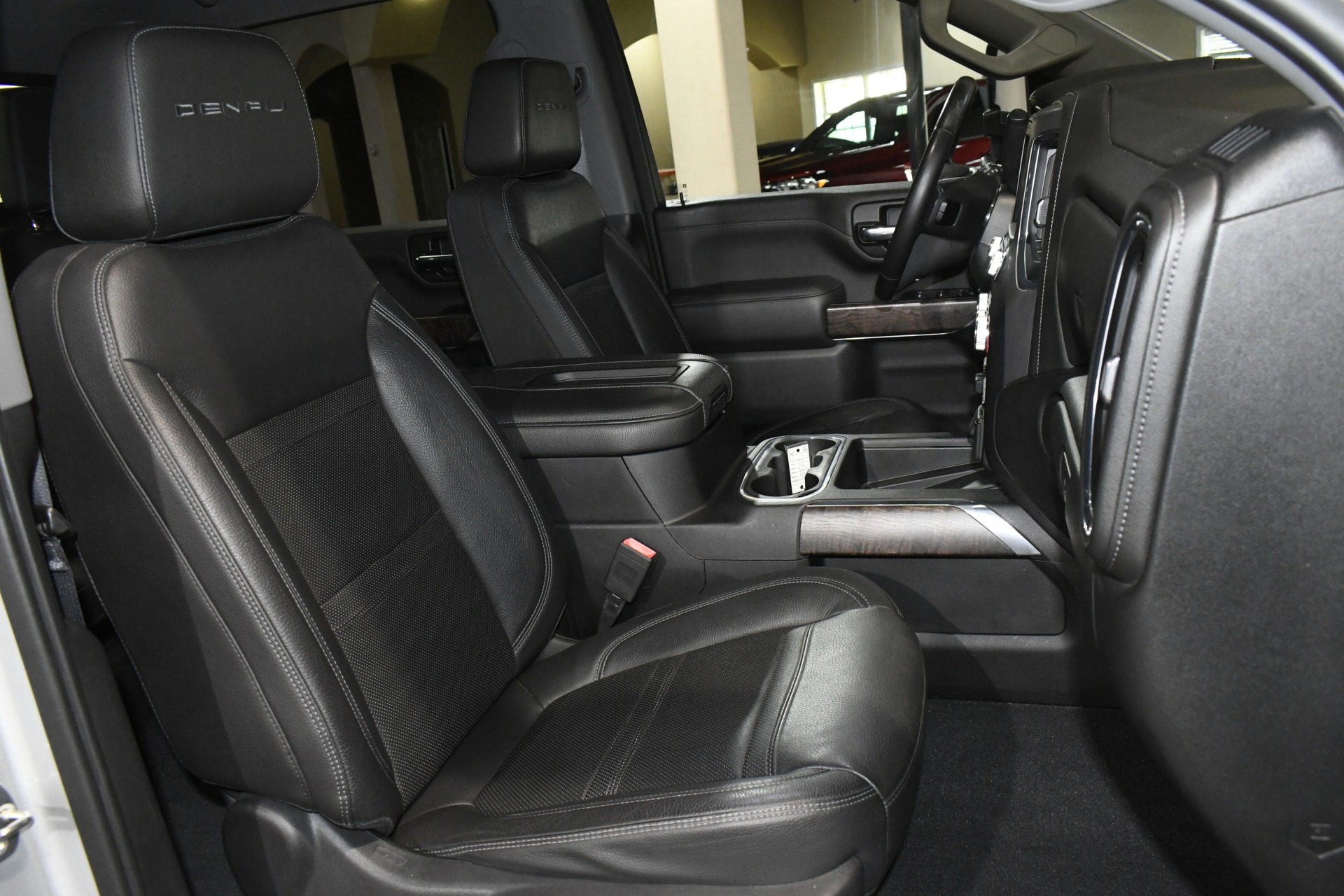 2020 Gmc Sierra Denali photo 4
