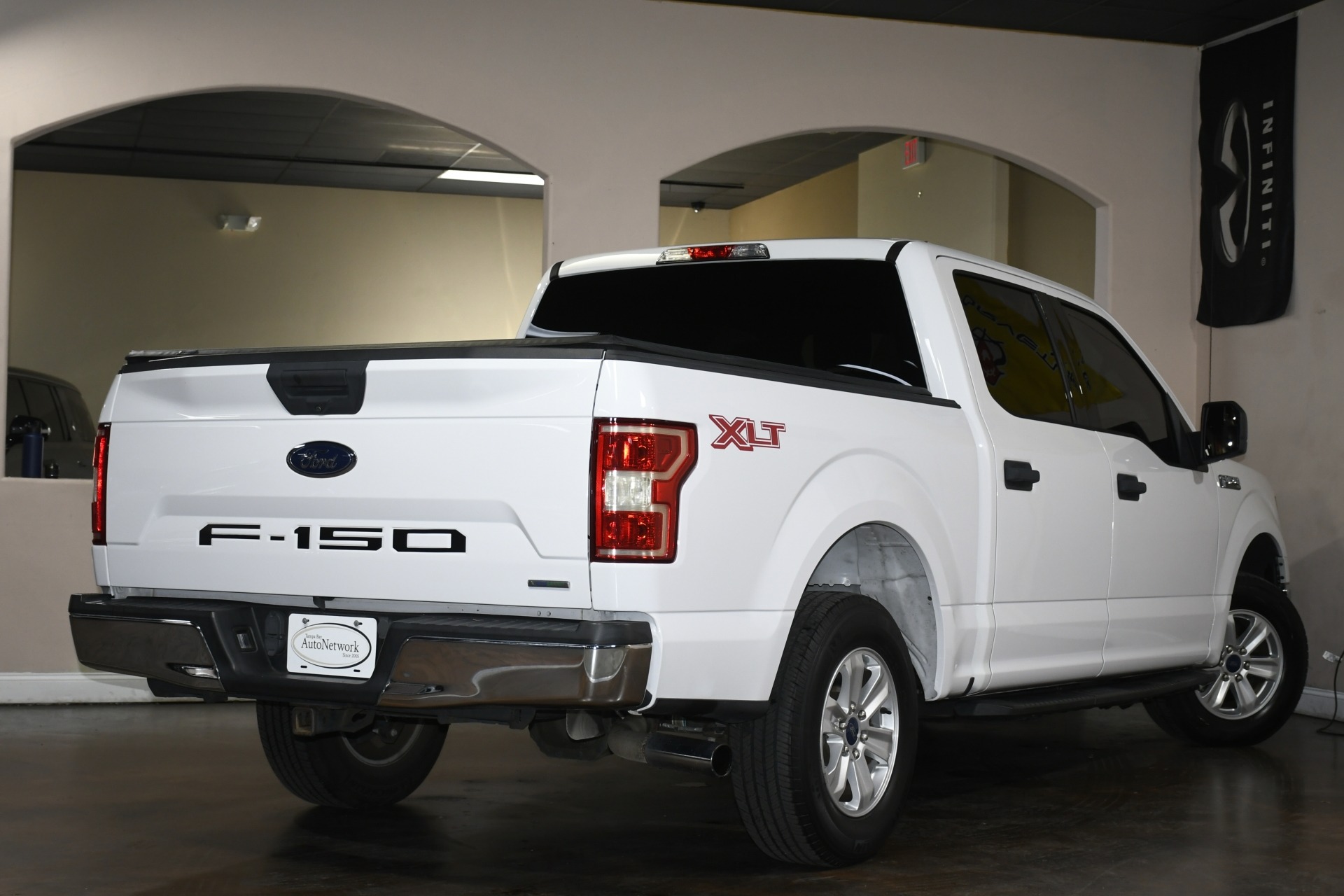 2019 Ford F-150 XLT photo 3