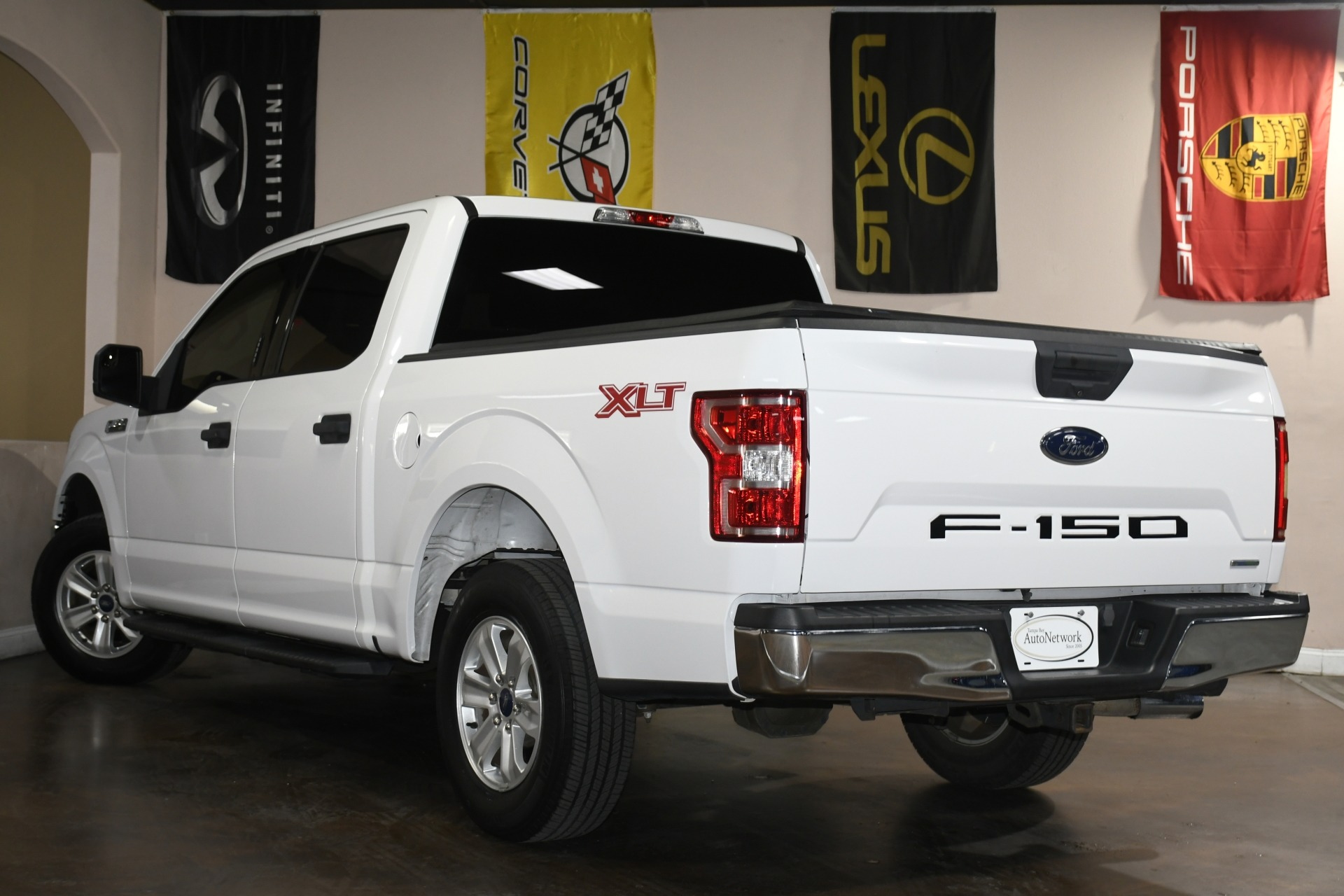 2019 Ford F-150 XLT photo 4