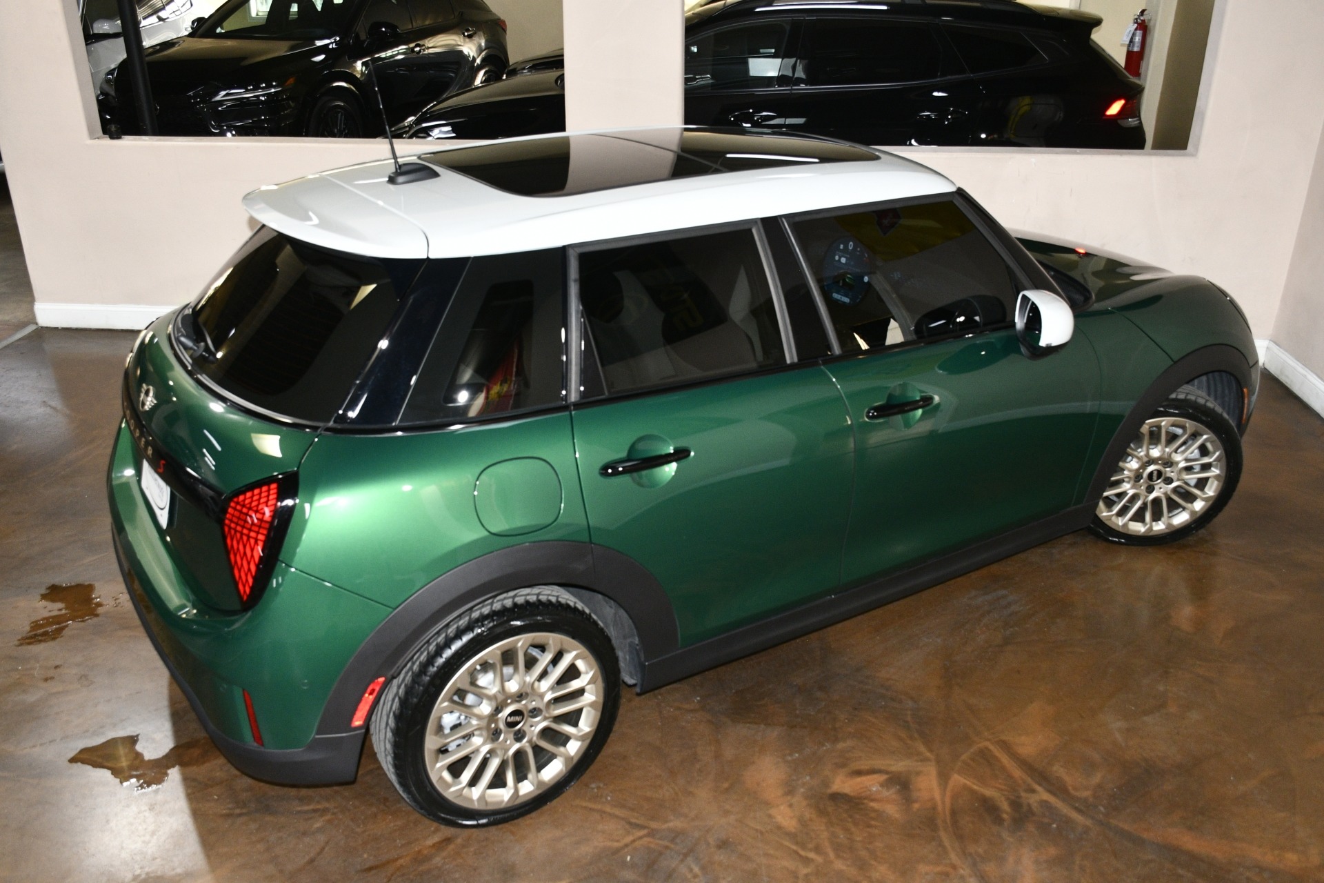 2025 MINI Hardtop 4 Door S - Photo 79