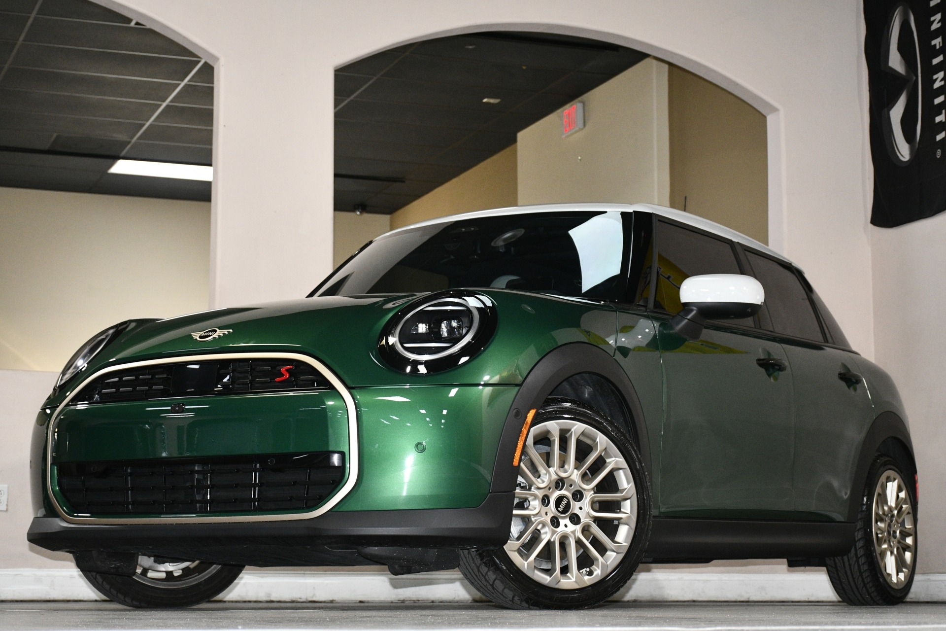 2025 MINI Hardtop 4 Door S - Photo 84