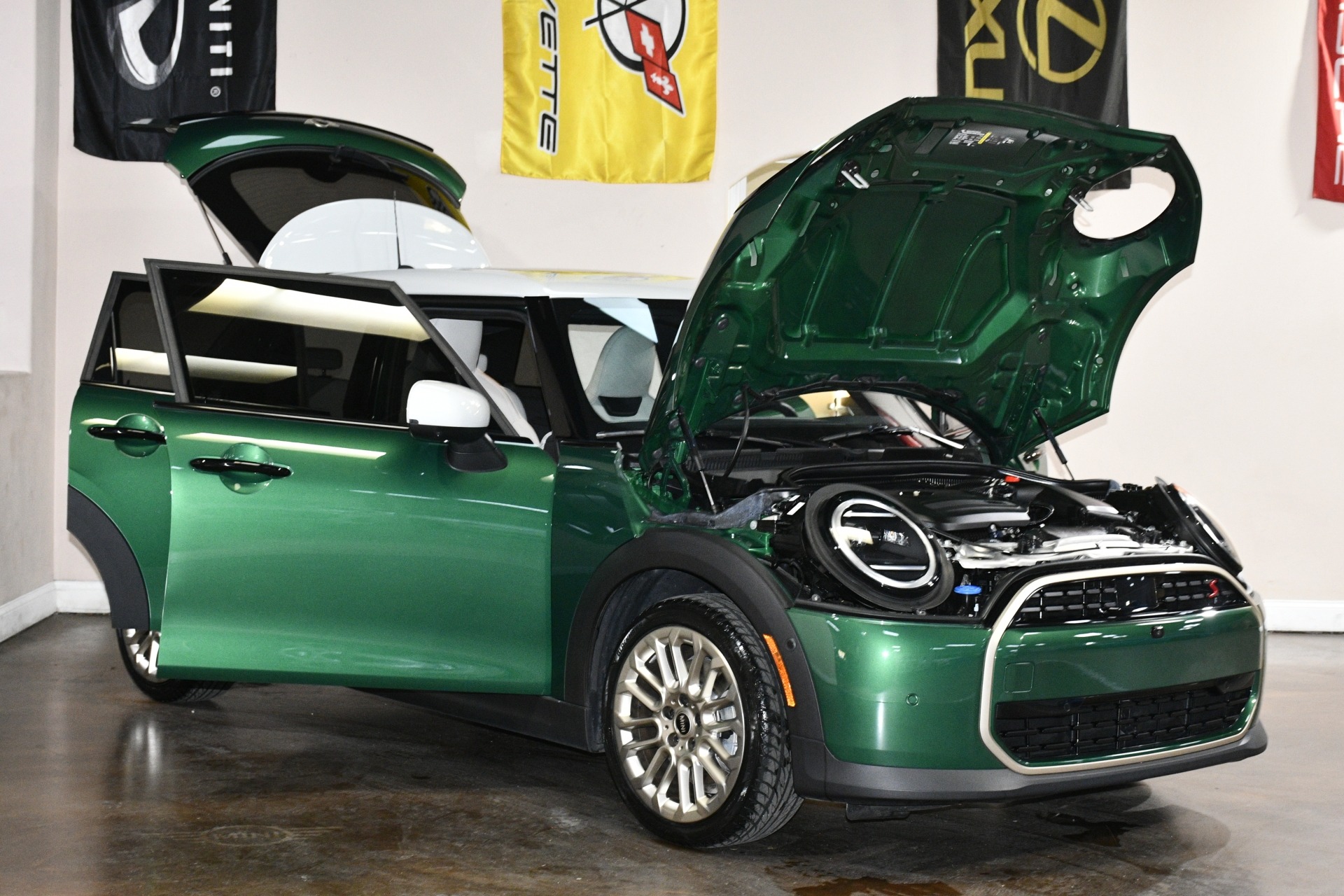 2025 MINI Hardtop 4 Door S - Photo 89