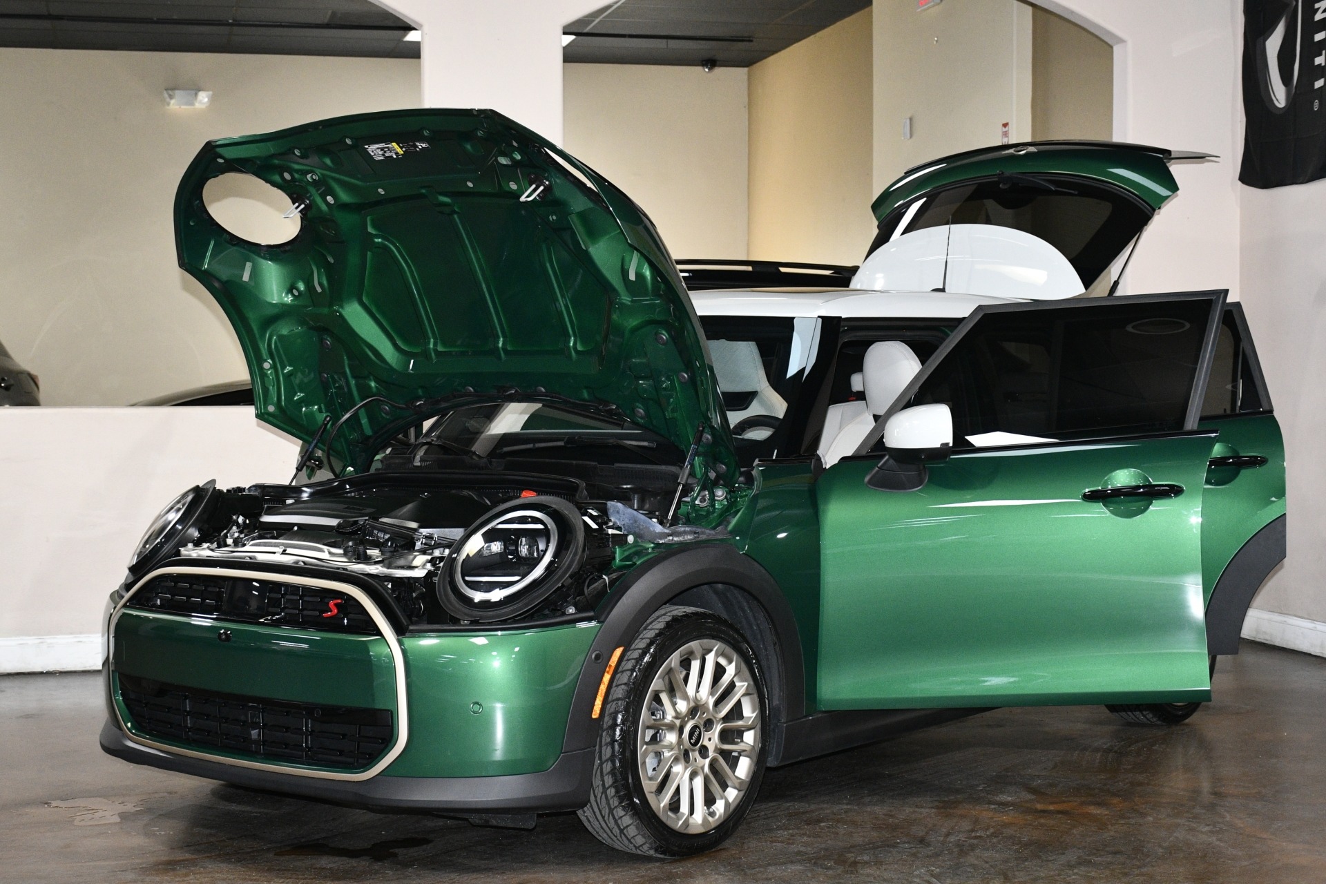 2025 MINI Hardtop 4 Door S - Photo 90