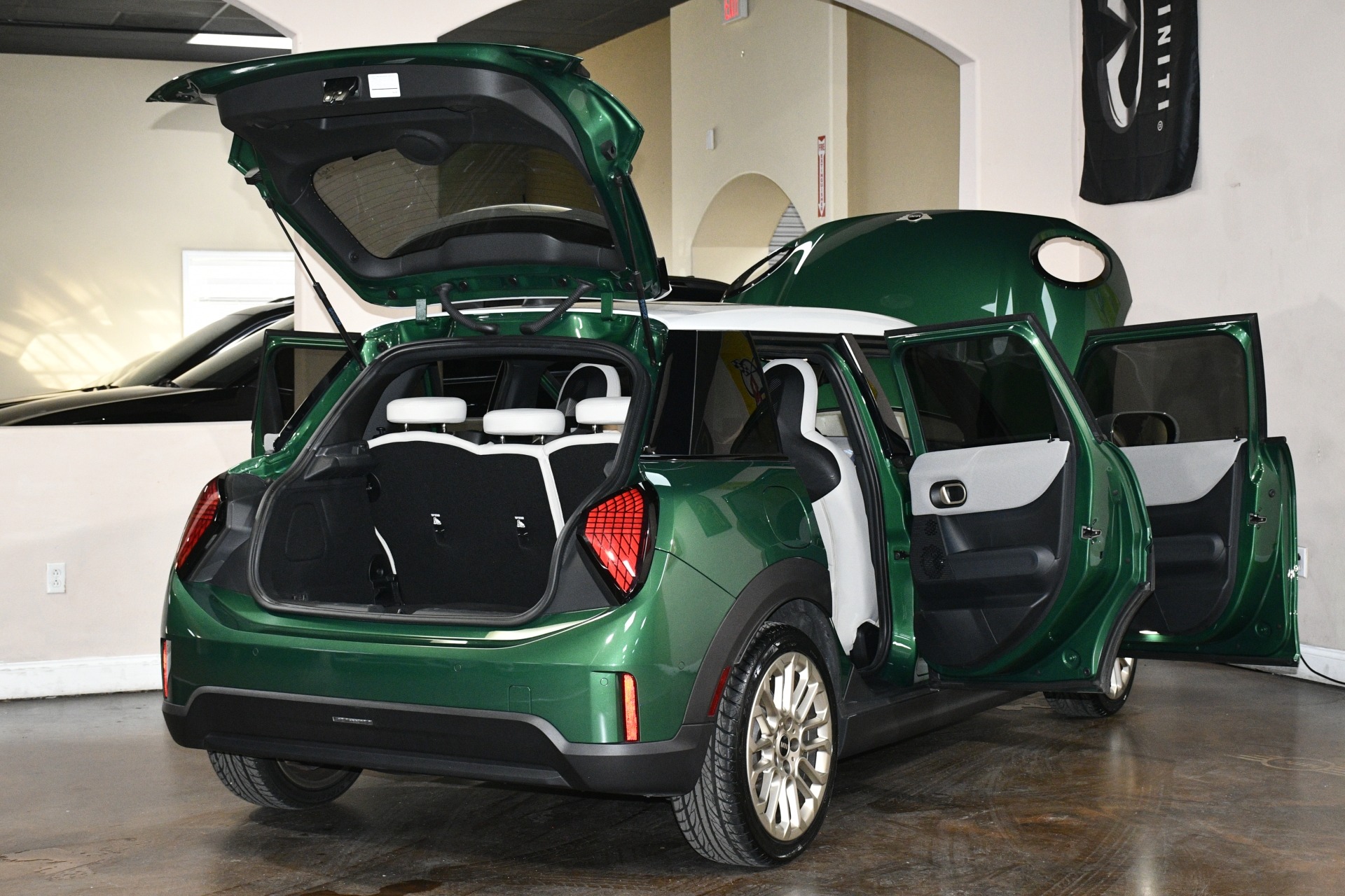 2025 MINI Hardtop 4 Door S - Photo 91