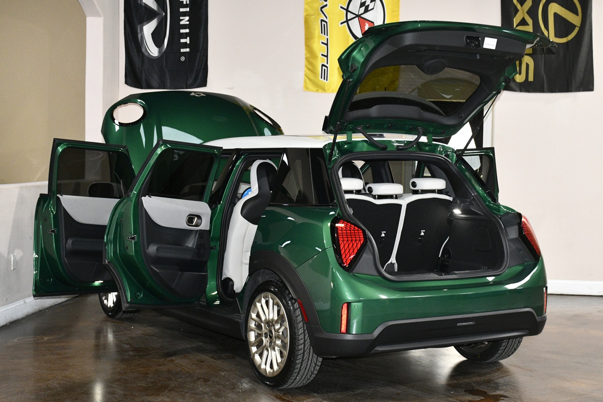 2025 MINI Hardtop 4 Door S - Photo 92