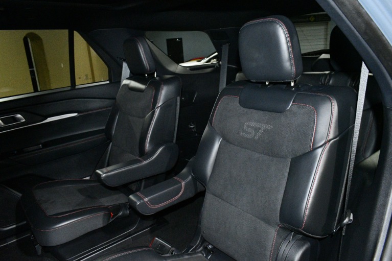 2025 Ford Explorer ST - Photo 117