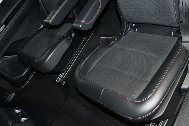 2025 Ford Explorer ST - Photo 119