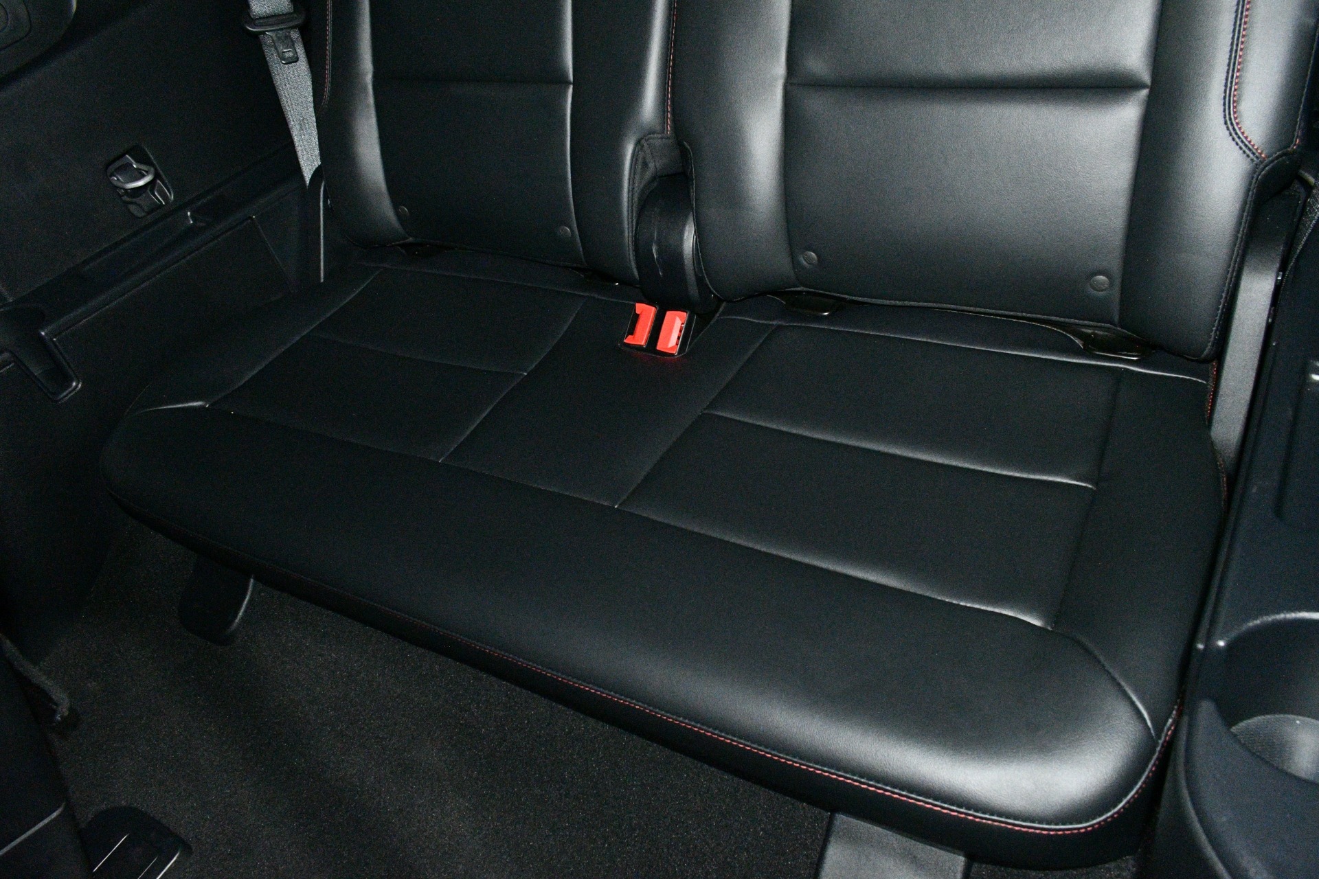 2025 Ford Explorer ST - Photo 23