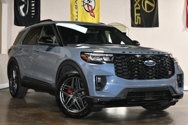 2025 Ford Explorer ST - Photo 103