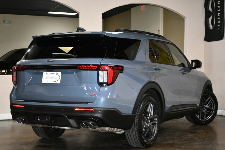 2025 Ford Explorer ST - Photo 105