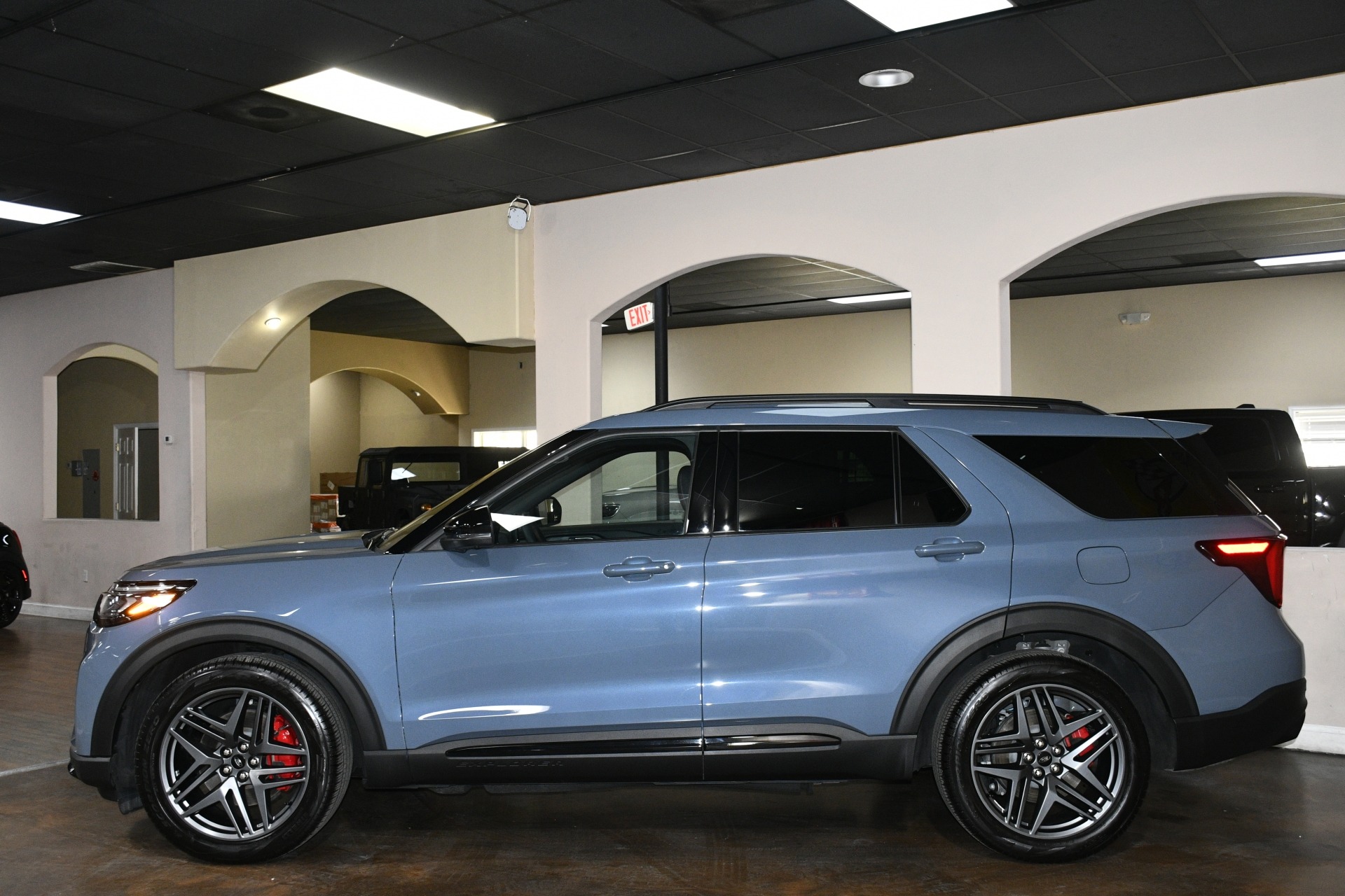 2025 Ford Explorer ST - Photo 51