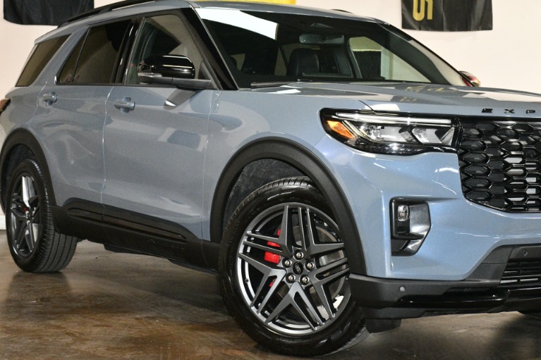 2025 Ford Explorer ST - Photo 153