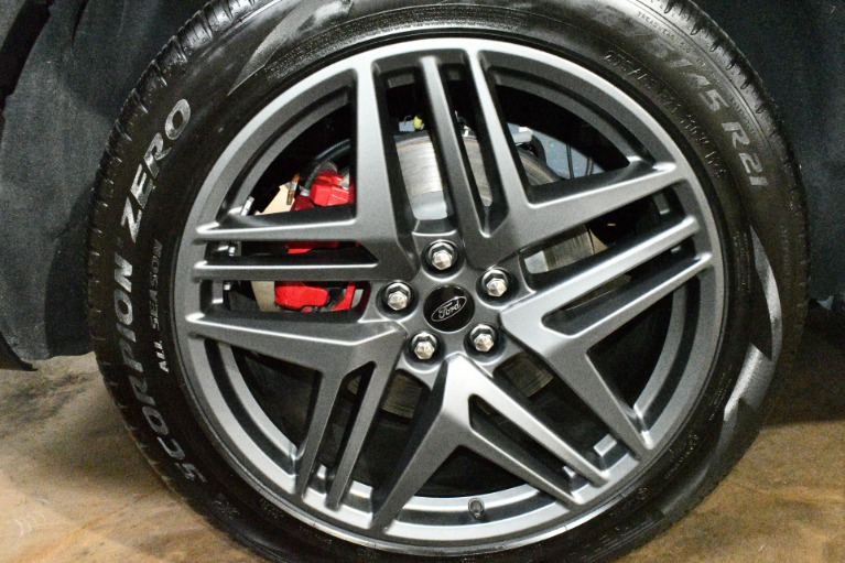 2025 Ford Explorer ST - Photo 167