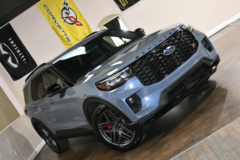 2025 Ford Explorer ST - Photo 177