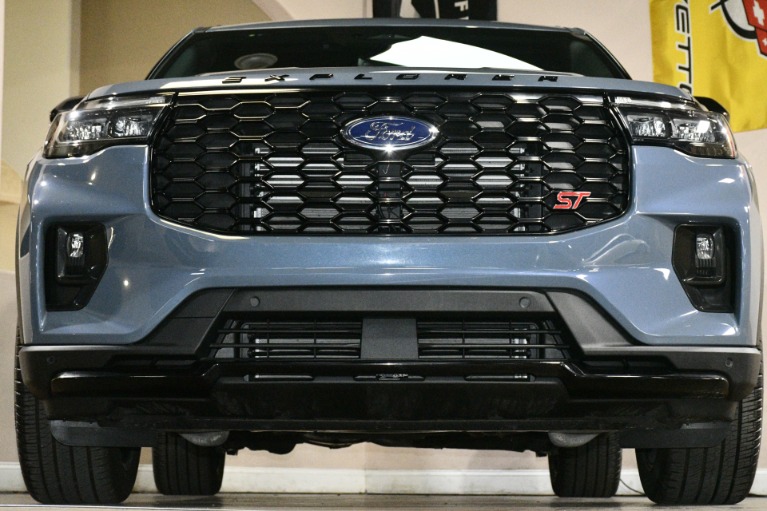 2025 Ford Explorer ST - Photo 181