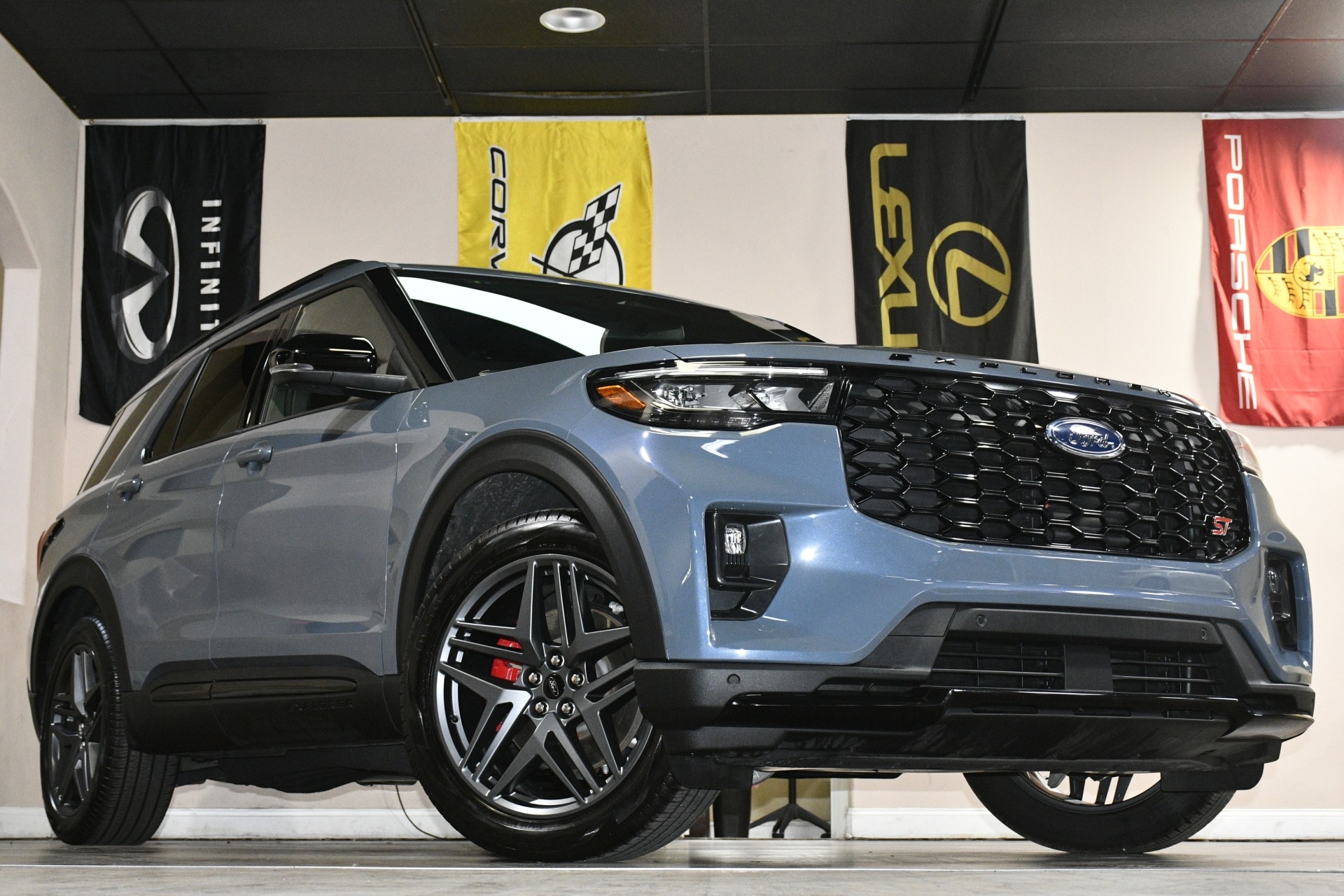 2025 Ford Explorer ST - Photo 83