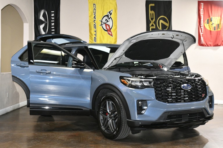 2025 Ford Explorer ST - Photo 189