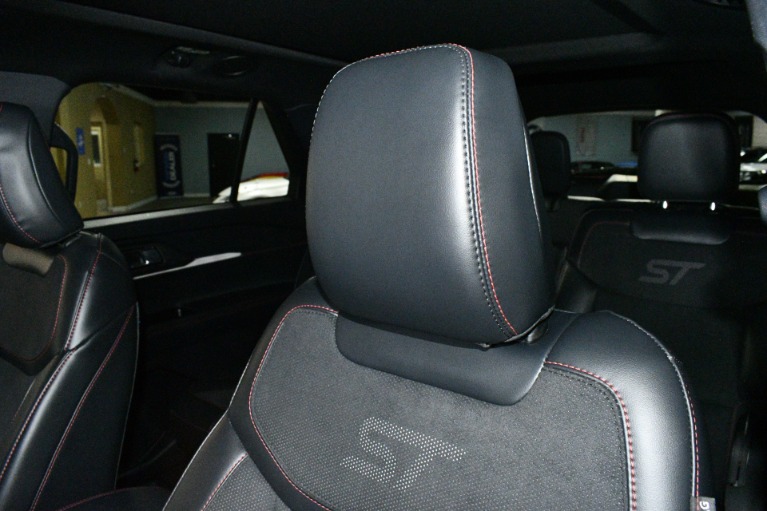2025 Ford Explorer ST - Photo 109