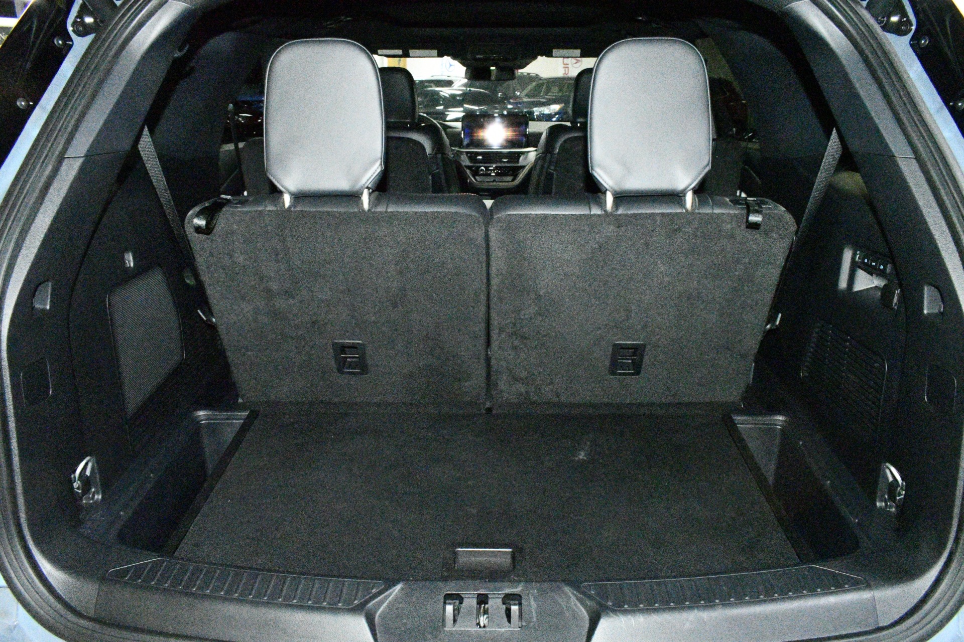 2025 Ford Explorer ST - Photo 95