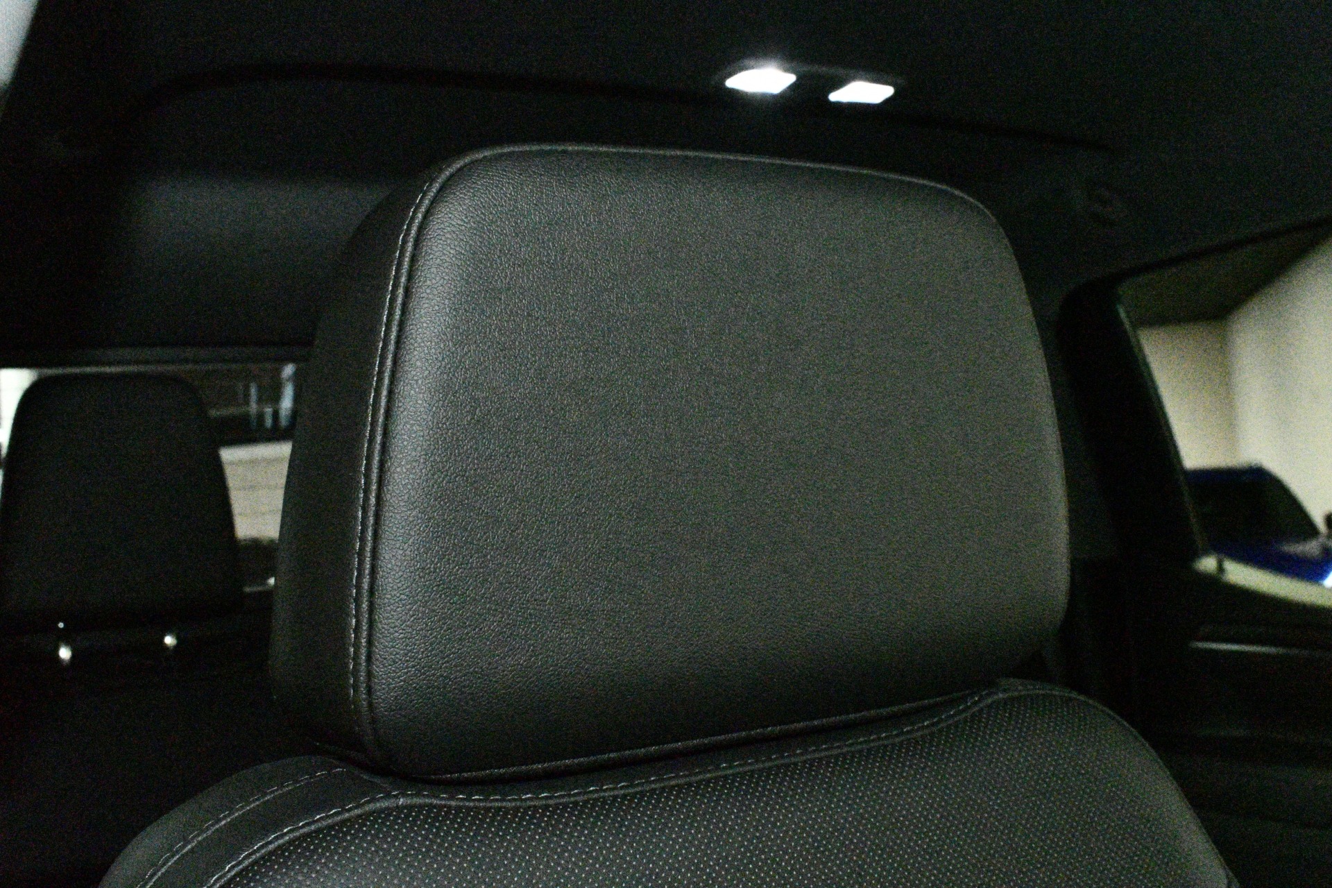 2023 GMC Sierra 1500 SLT - Photo 10