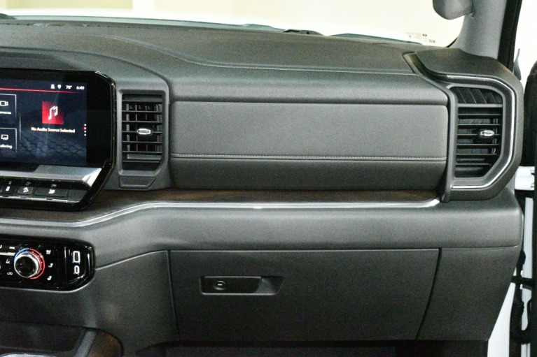 2023 GMC Sierra 1500 SLT - Photo 124