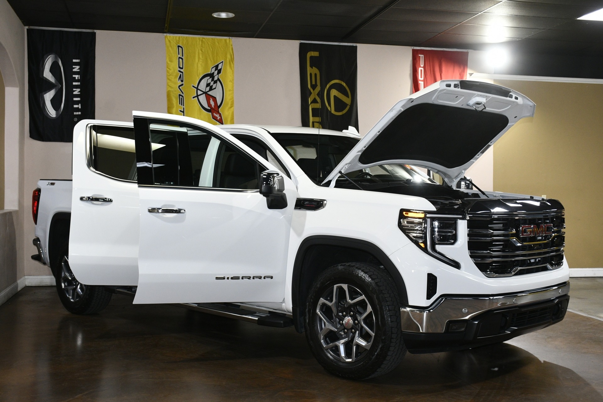 2023 GMC Sierra 1500 SLT - Photo 89