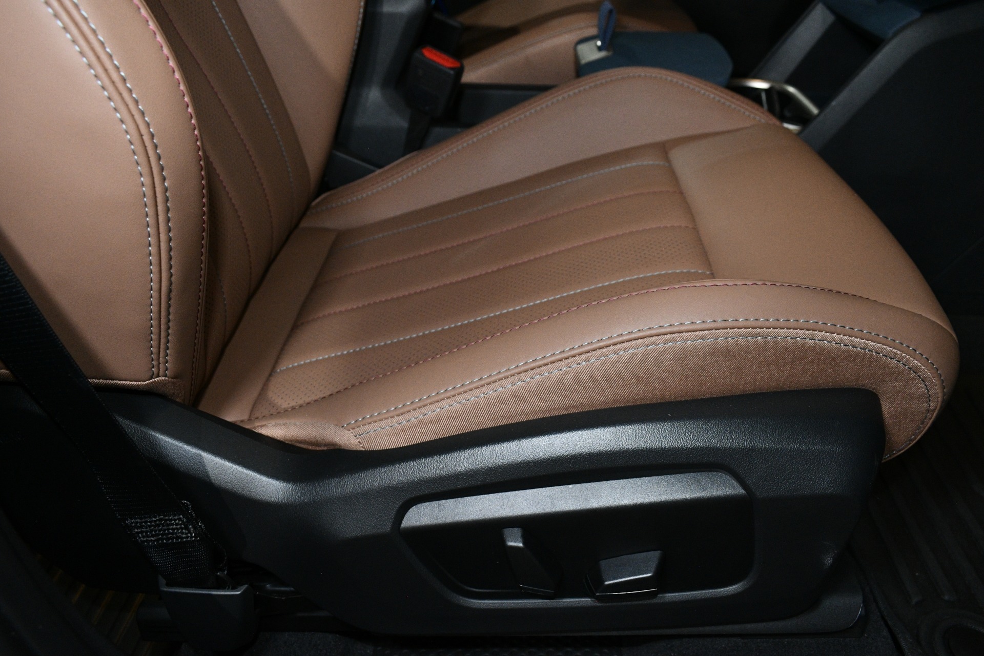 2025 MINI Countryman S - Photo 14