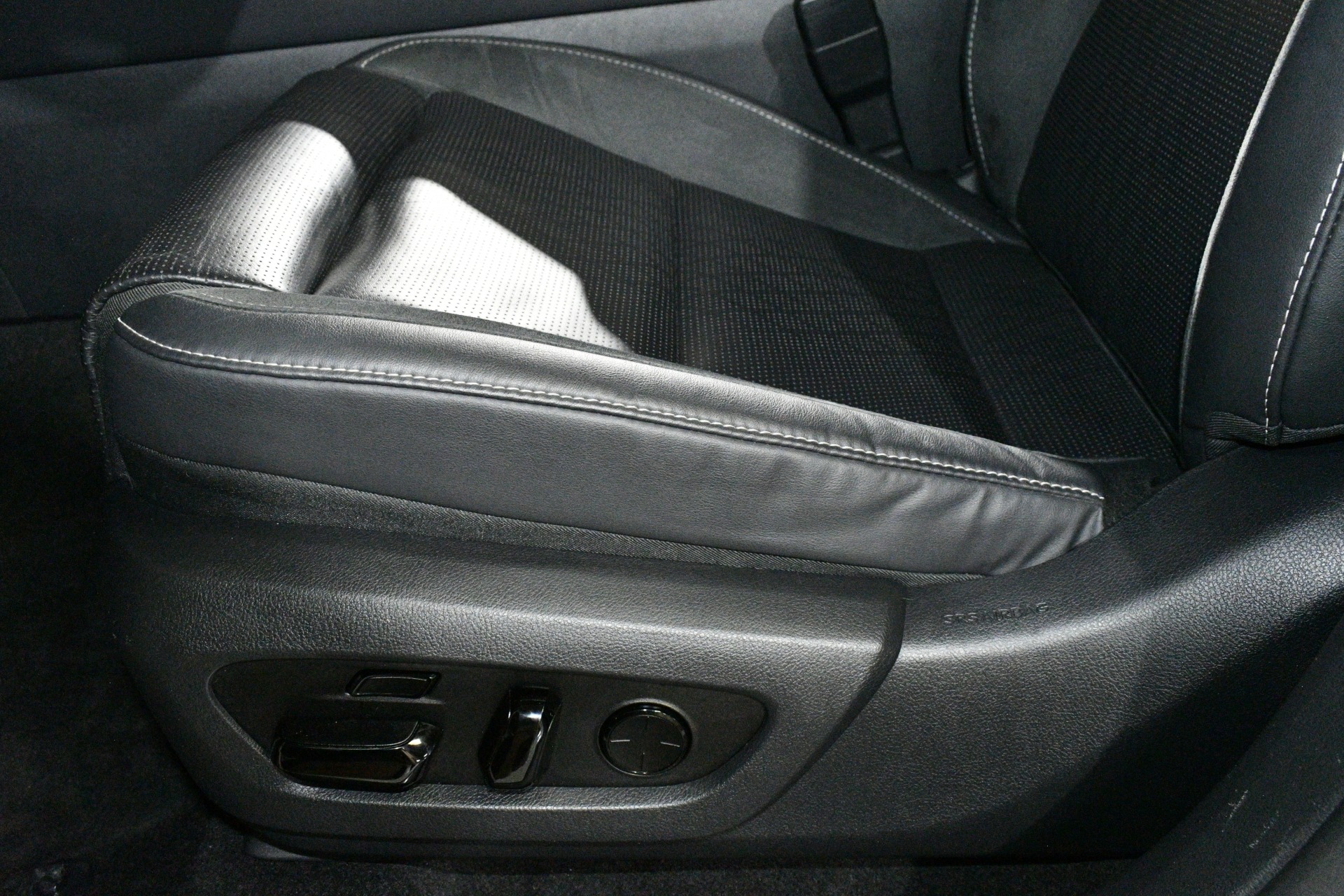 2023 Lexus RX 350 - Photo 13