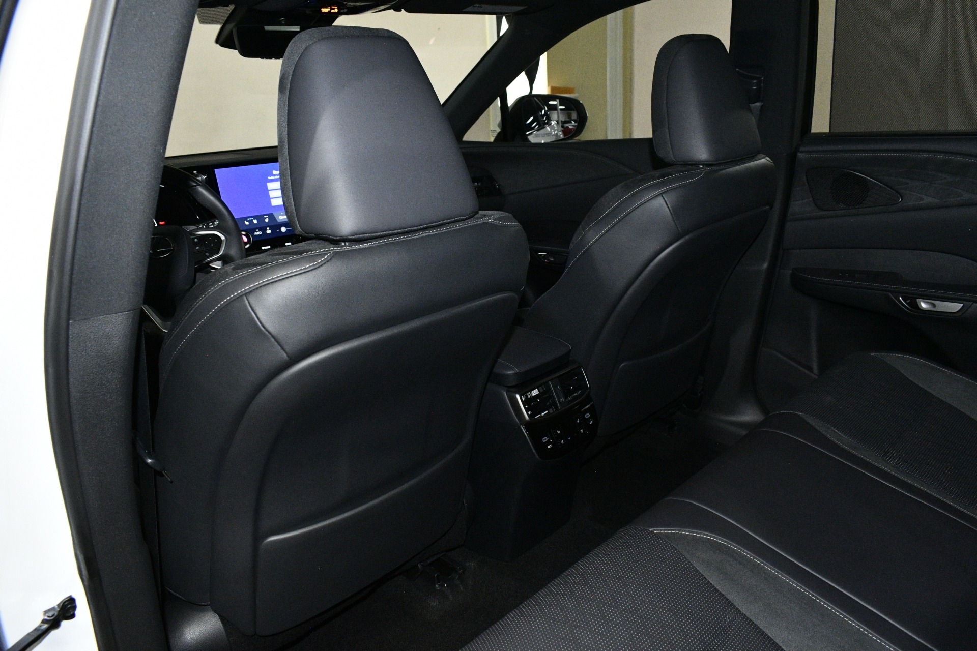 2023 Lexus RX 350 - Photo 15