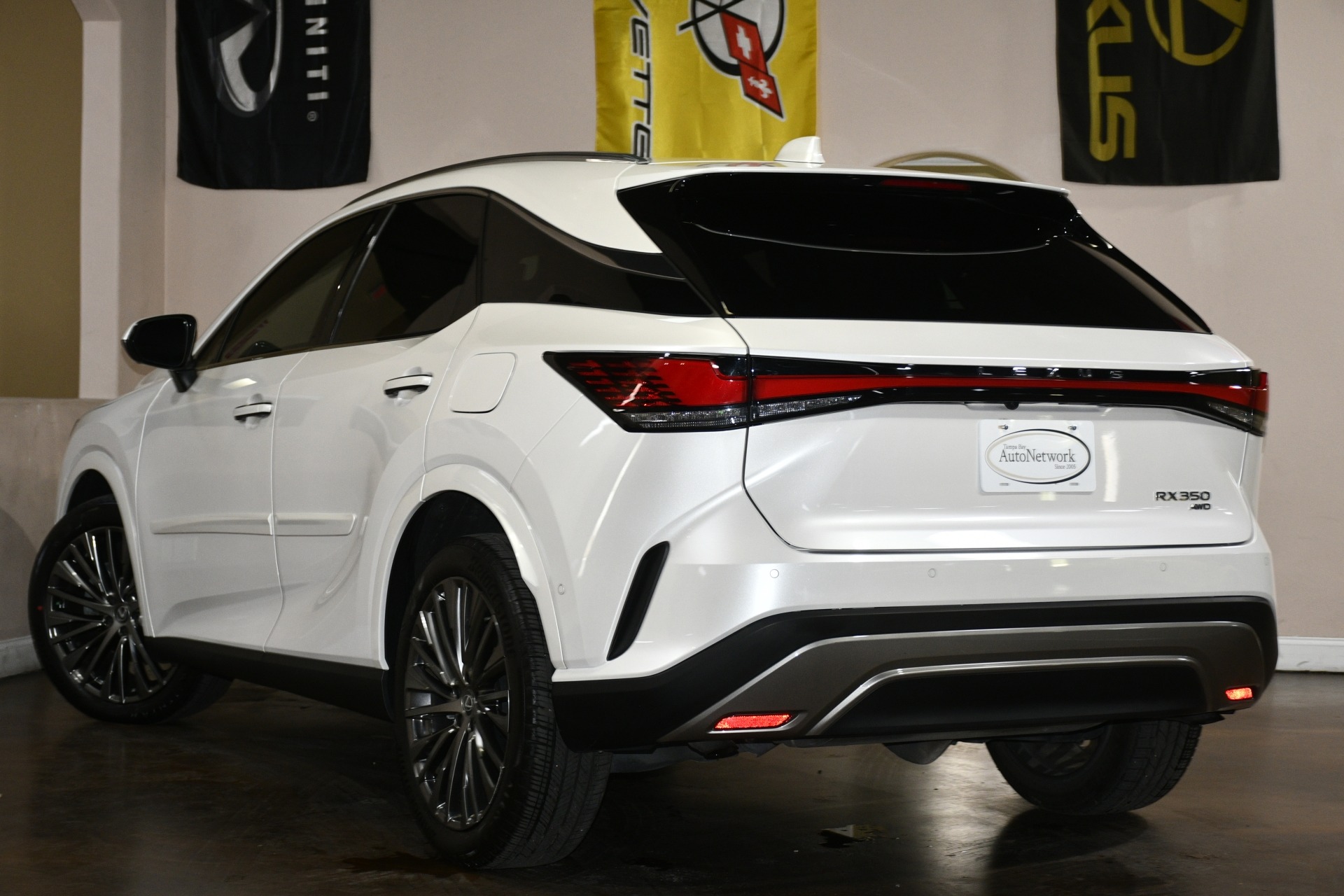 2023 Lexus RX 350 - Photo 6