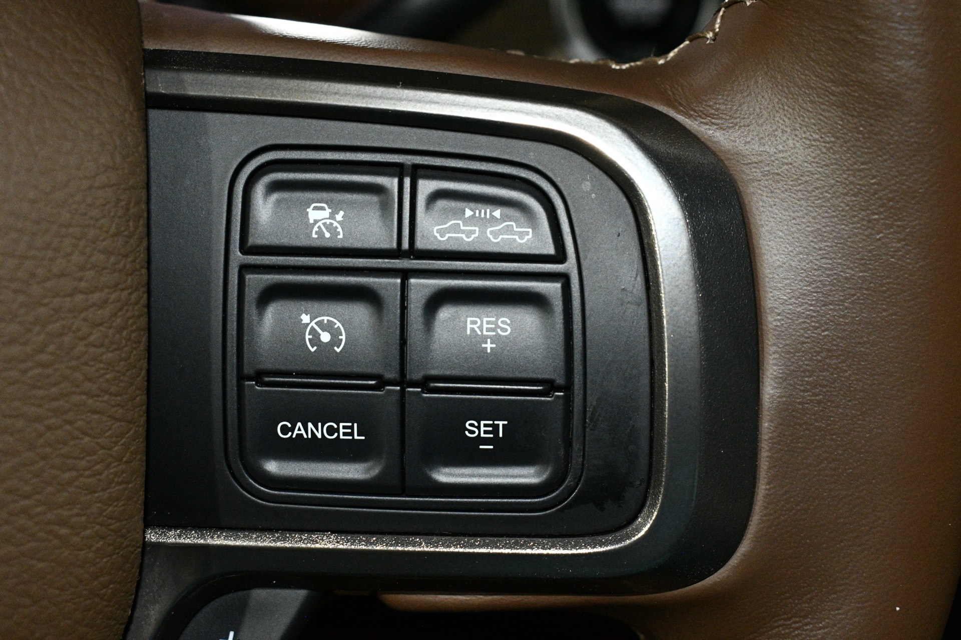 2021 RAM Ram 3500 Pickup Longhorn - Photo 26