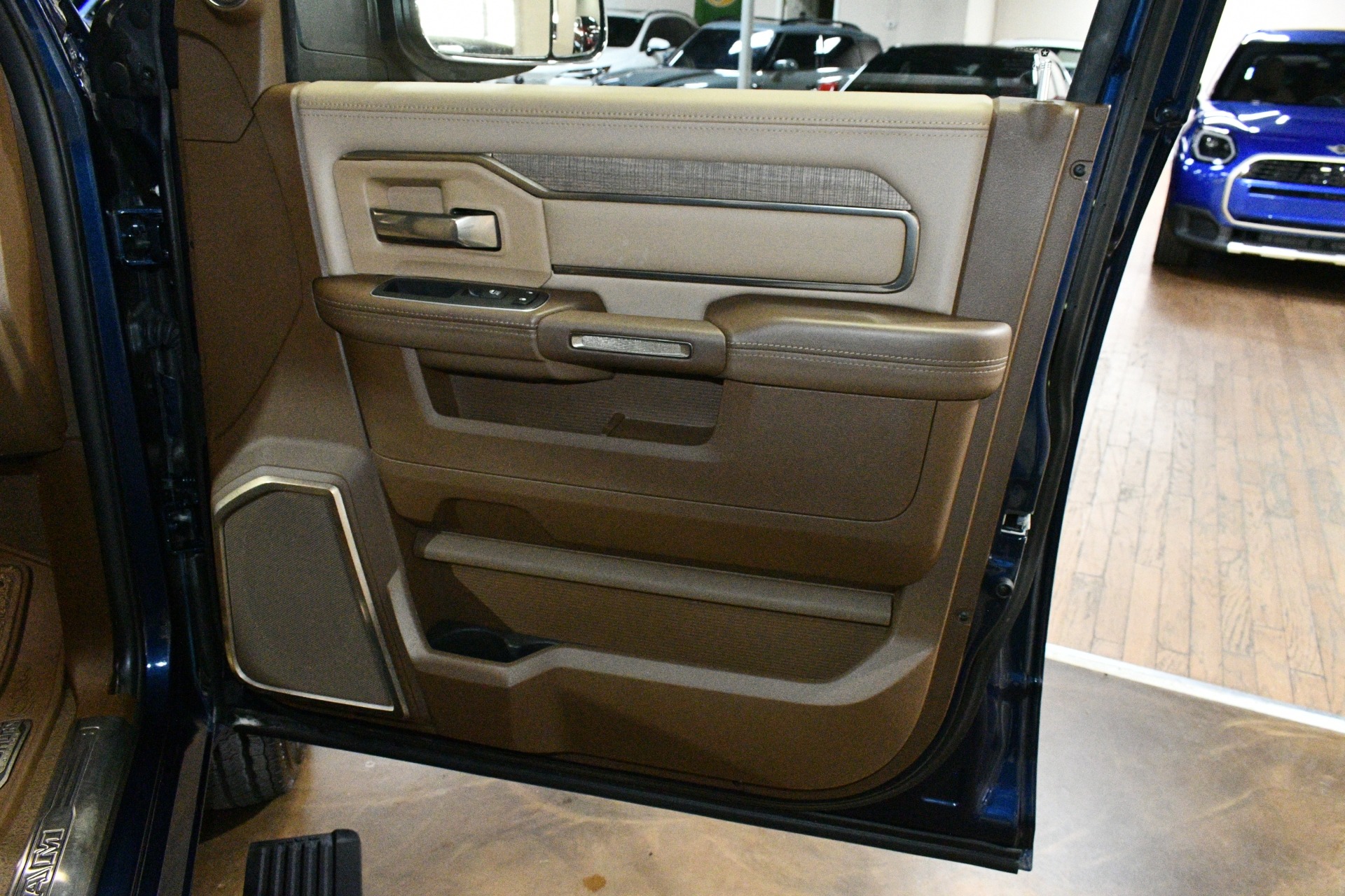2021 RAM Ram 3500 Pickup Longhorn - Photo 42