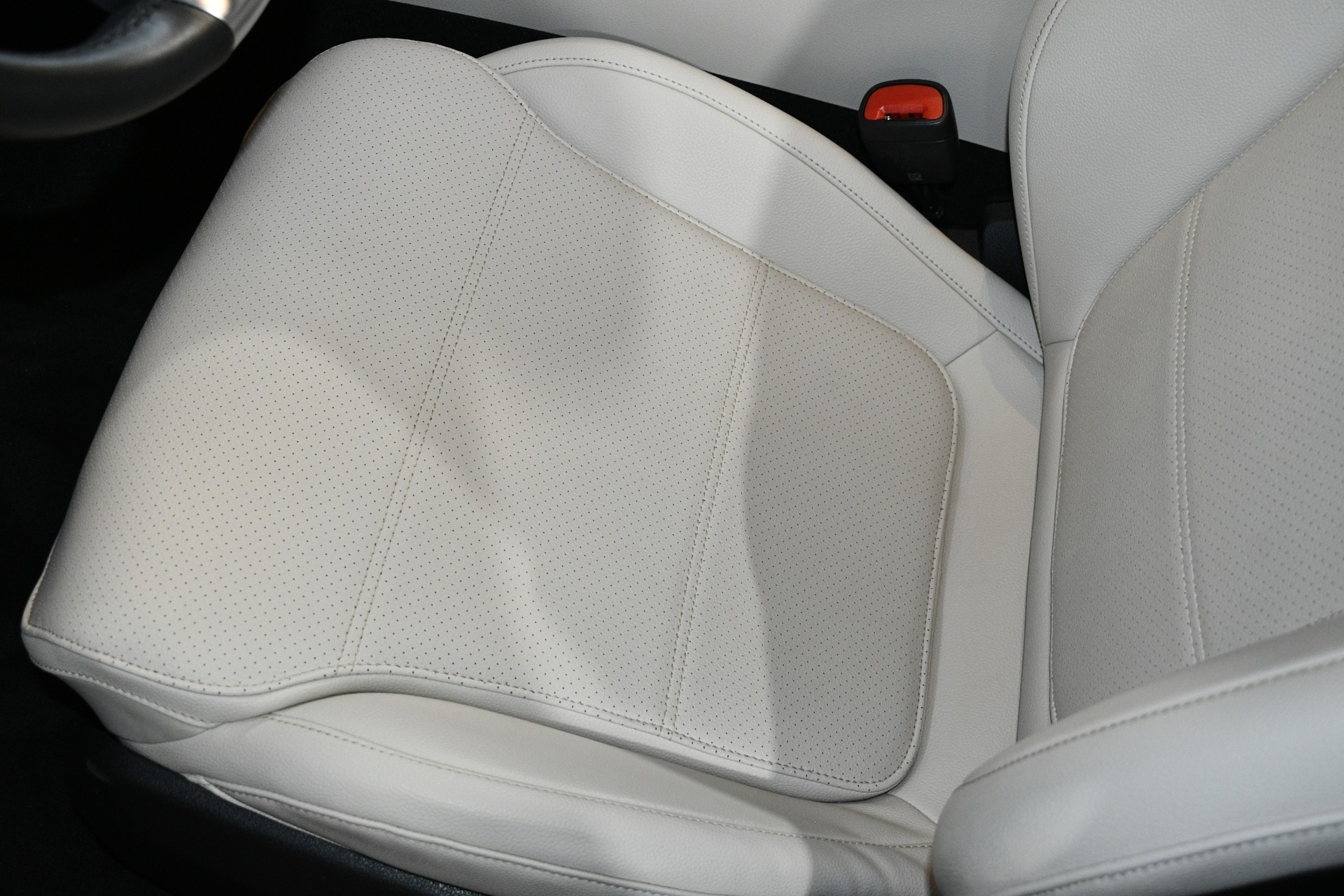 2023 Mercedes-Benz C-Class Sedan C 300 - Photo 11