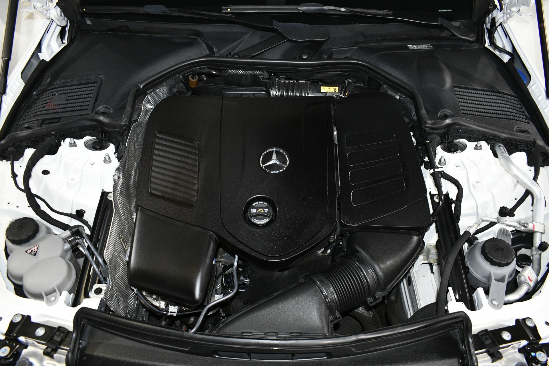 2023 Mercedes-Benz C-Class Sedan C 300 - Photo 93
