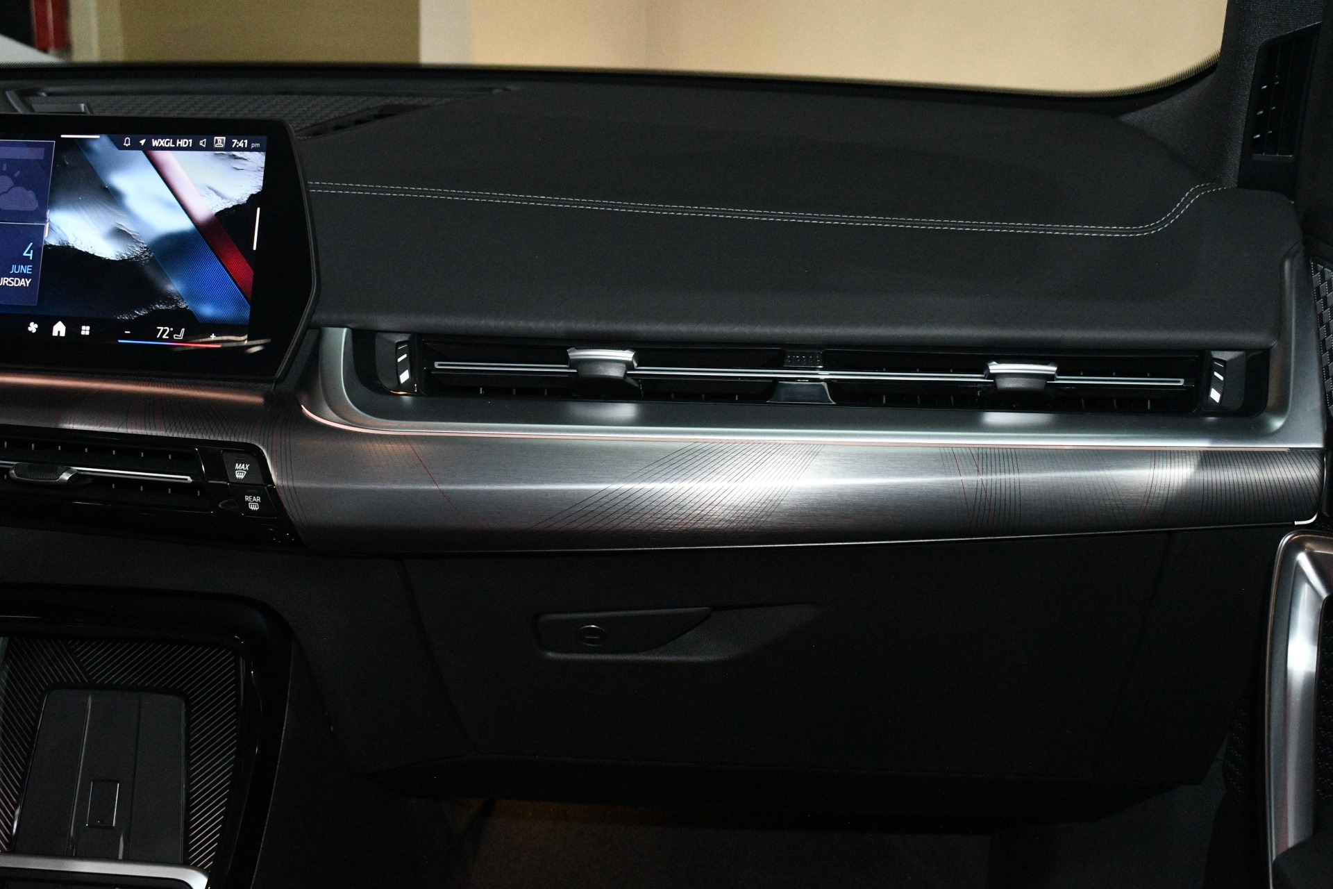 2025 BMW X2 35i - Photo 24