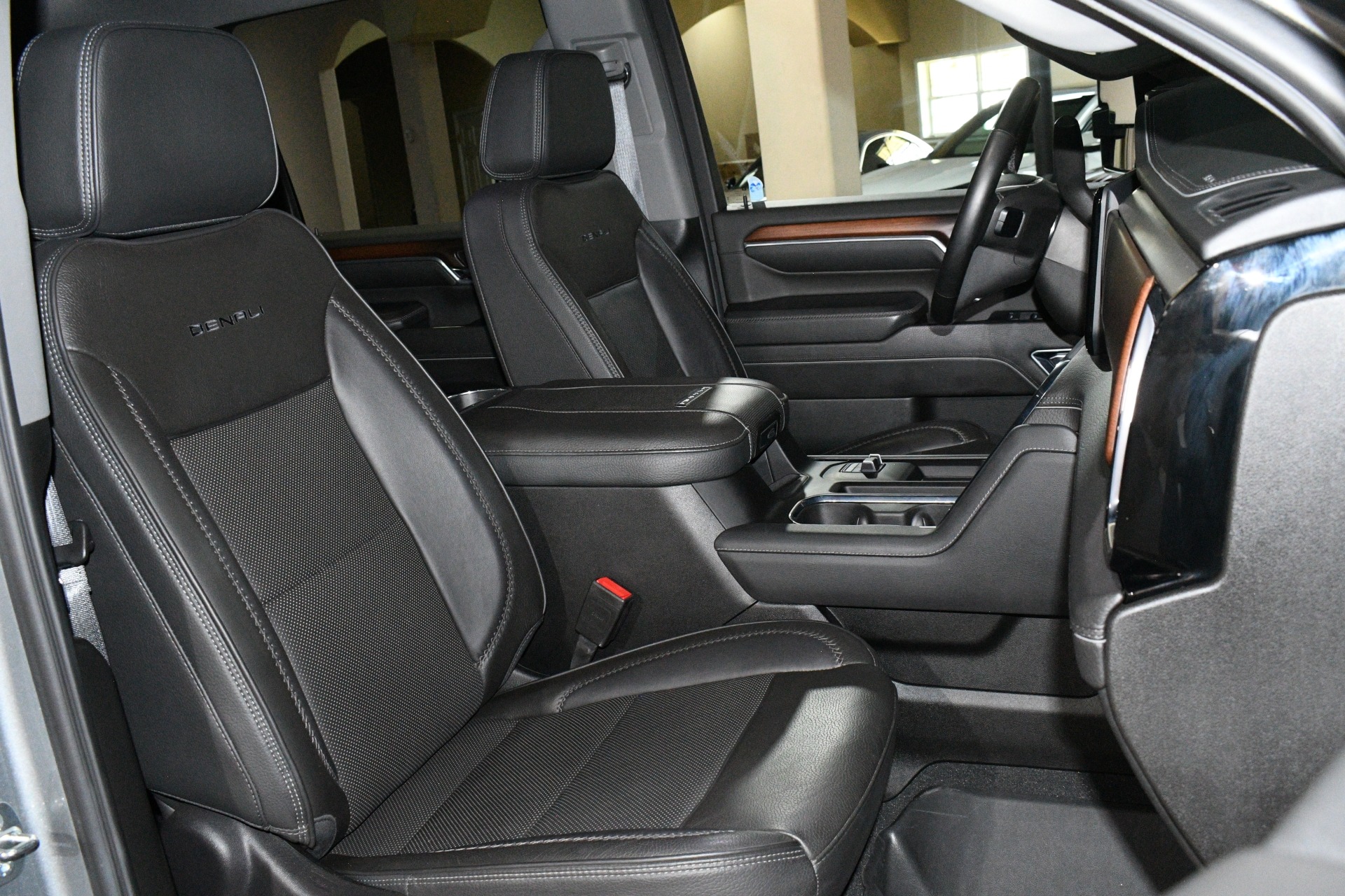 2024 GMC Sierra 2500HD Denali - Photo 8