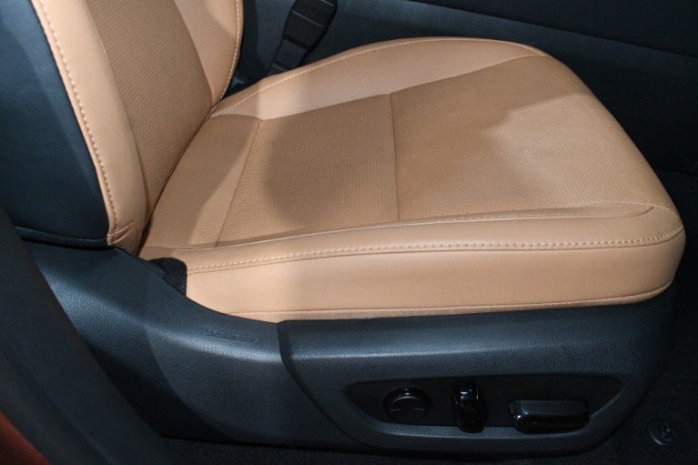 2025 Lexus RX 350 - Photo 114