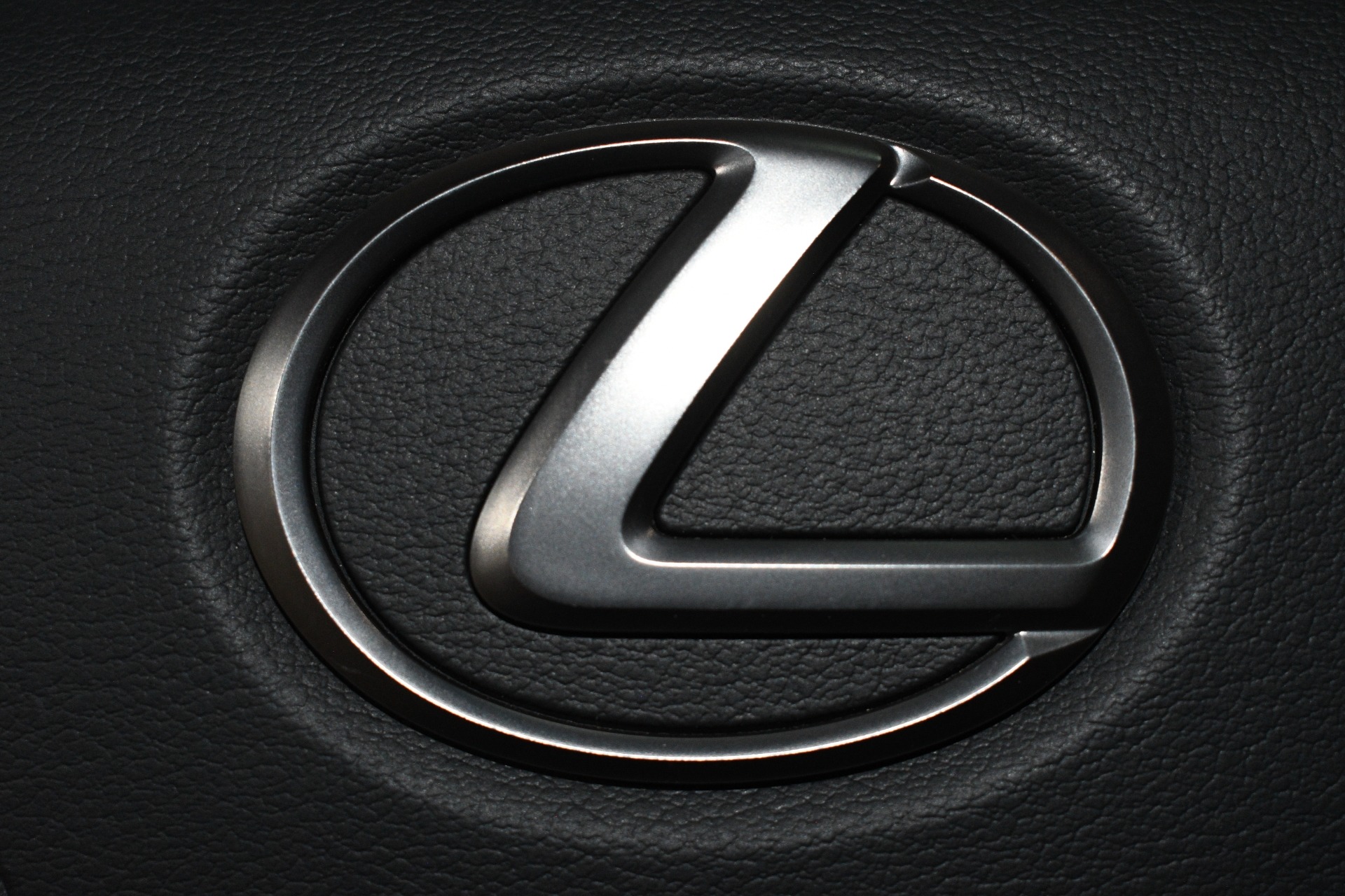 2025 Lexus RX 350 - Photo 29