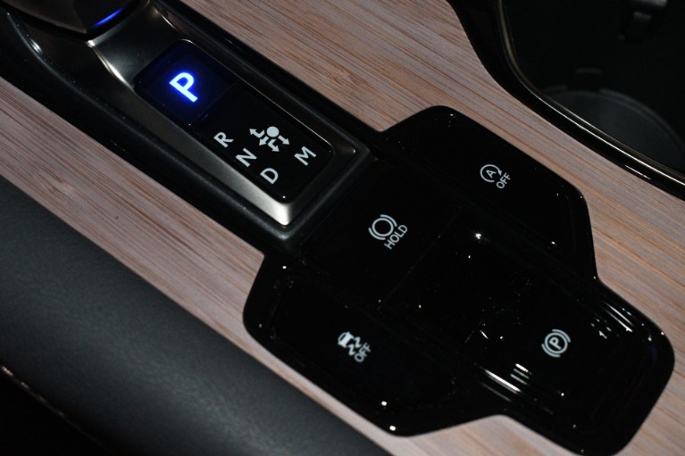 2025 Lexus RX 350 - Photo 138