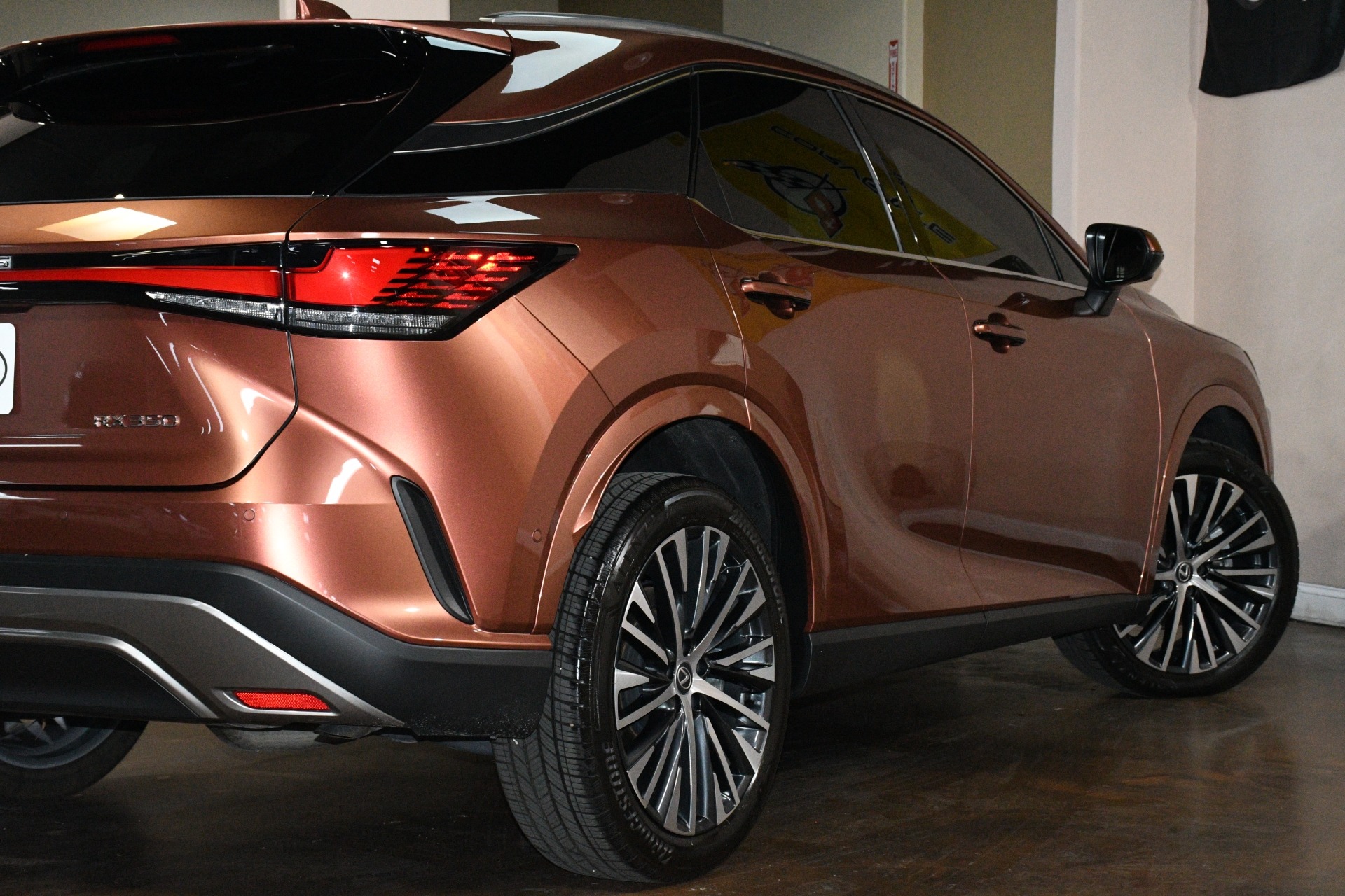 2025 Lexus RX 350 - Photo 56