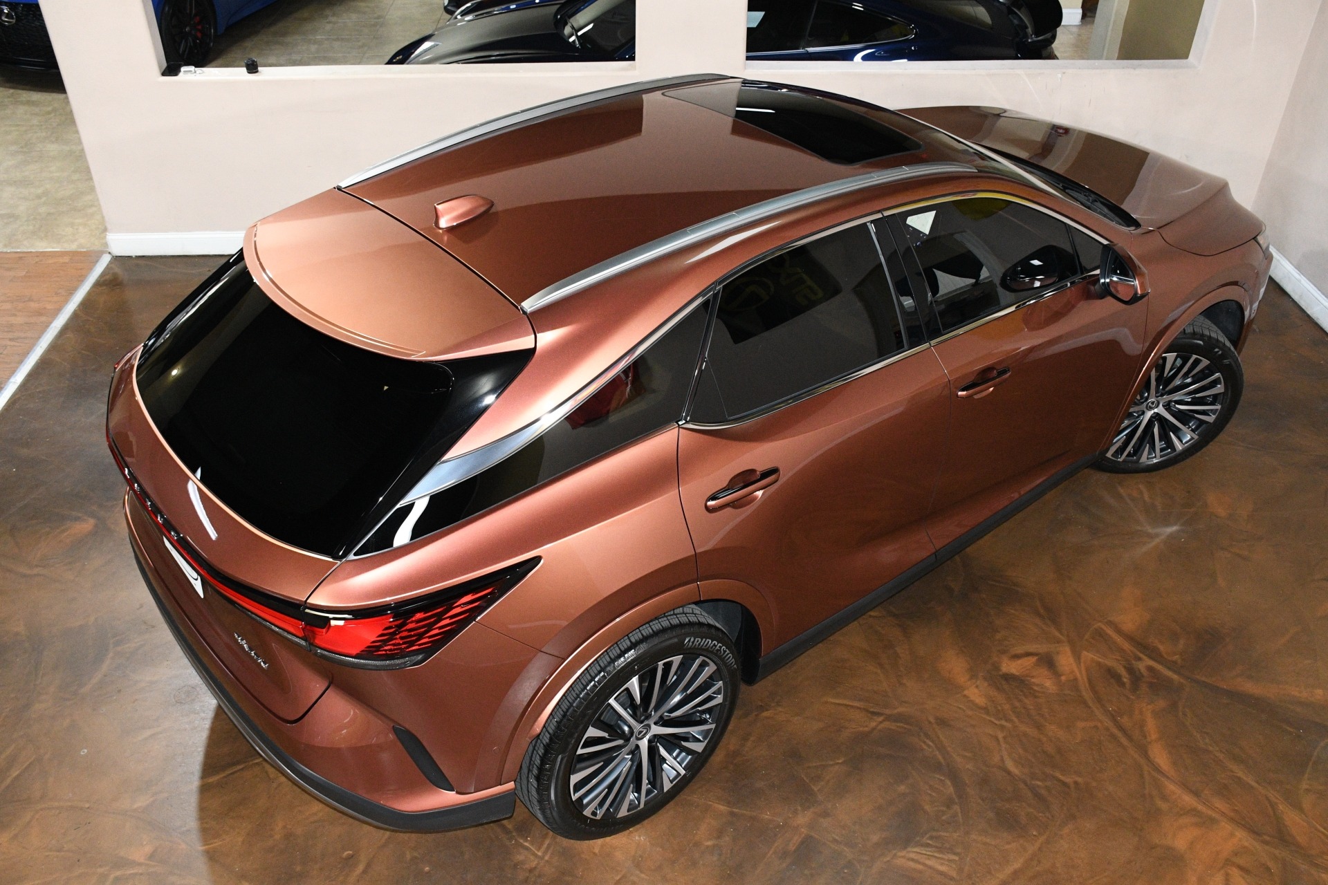 2025 Lexus RX 350 - Photo 75