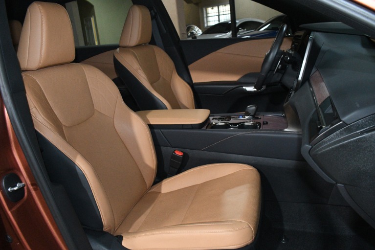 2025 Lexus RX 350 - Photo 108