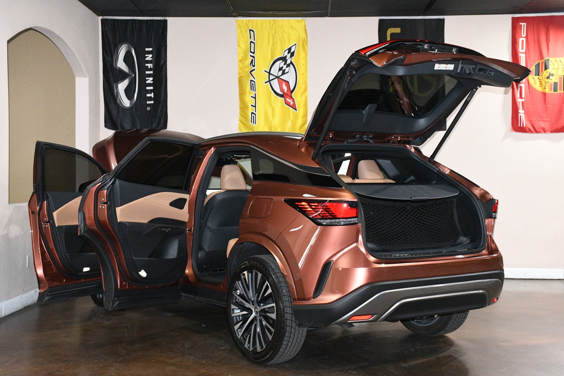 2025 Lexus RX 350 - Photo 92