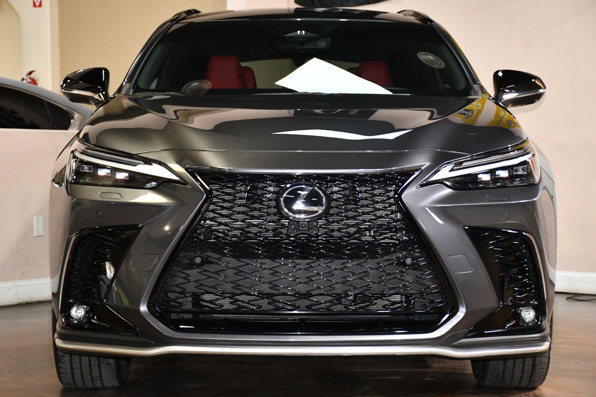 2025 Lexus NX PHEV 450h+