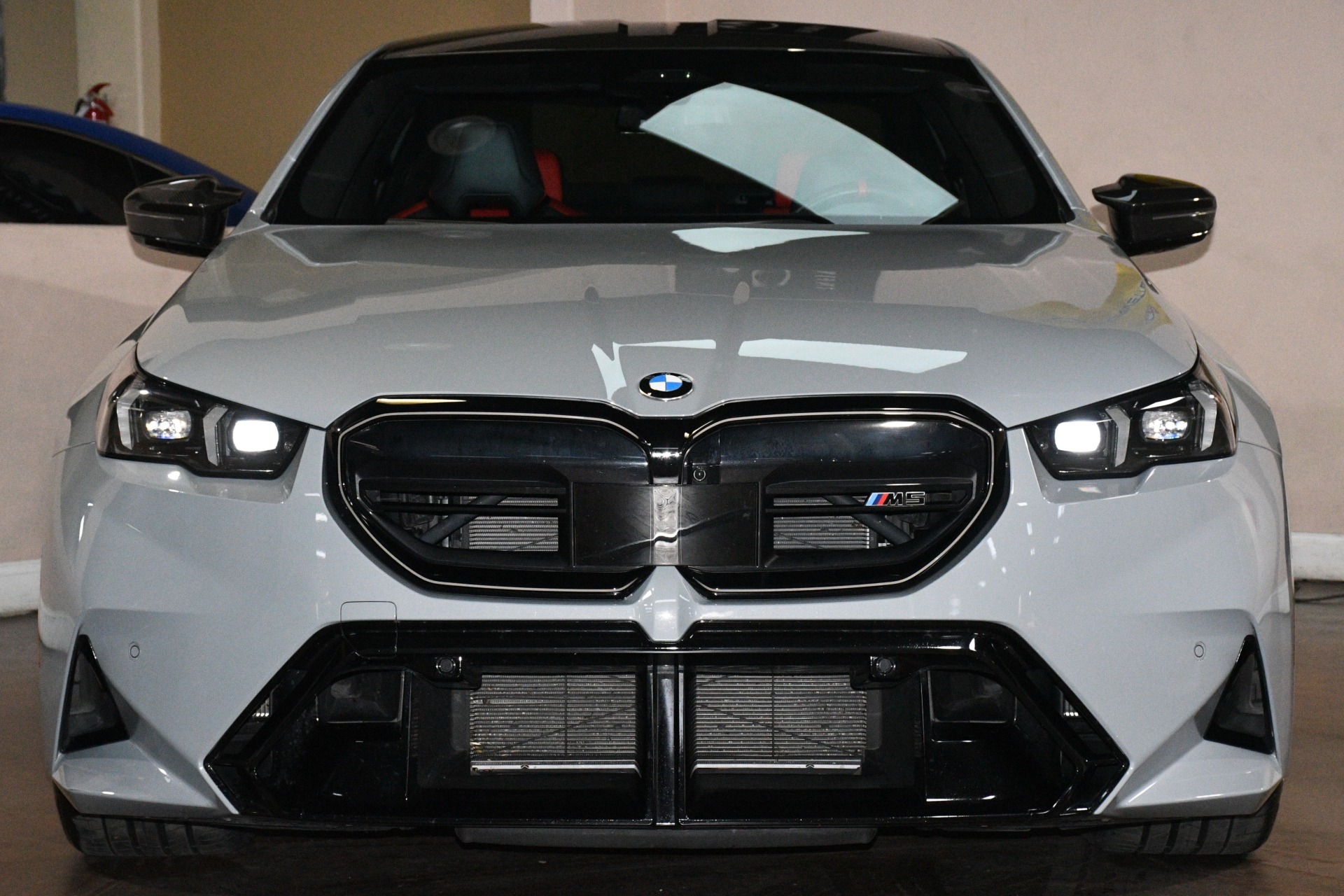 2025 BMW M5