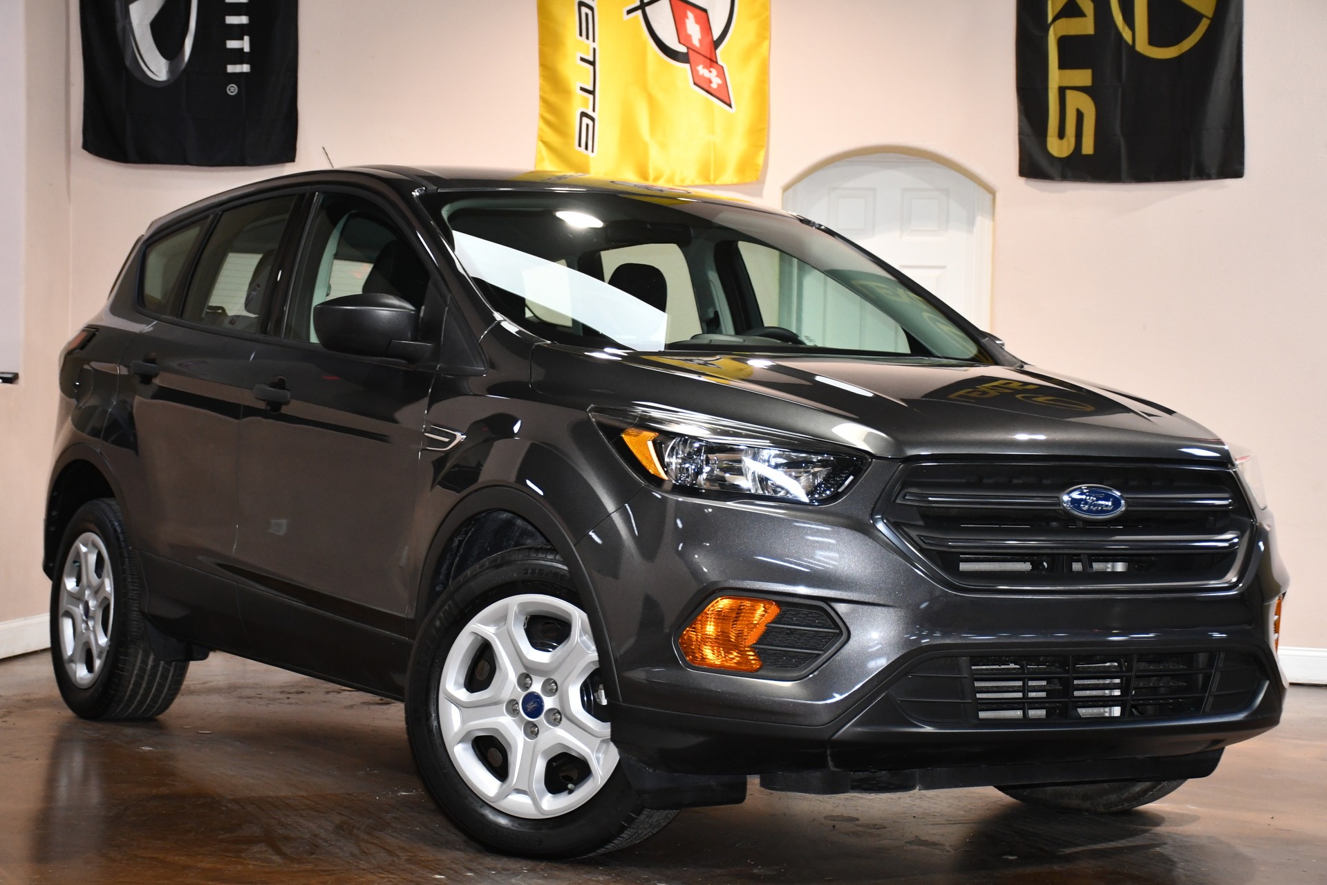 2018 Ford Escape S photo 3